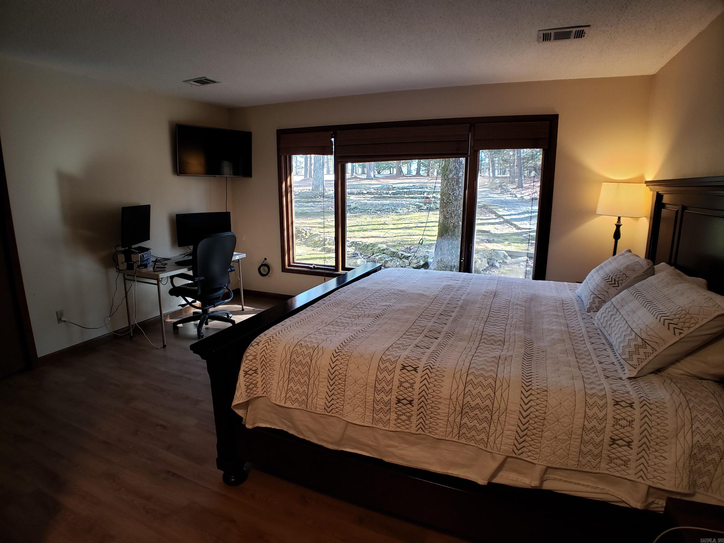 MOUNTAIN RANCH - Residential