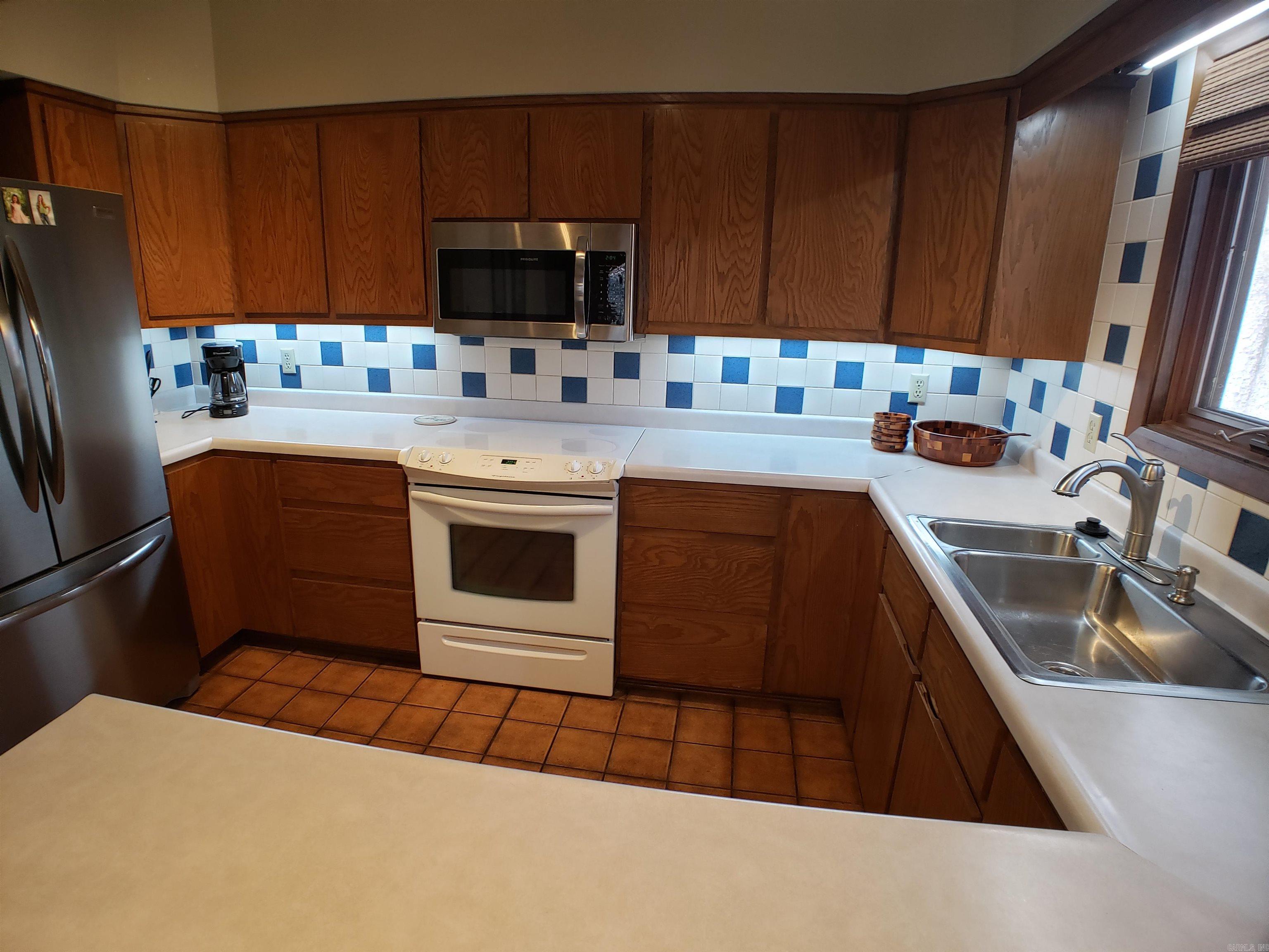 MOUNTAIN RANCH - Residential