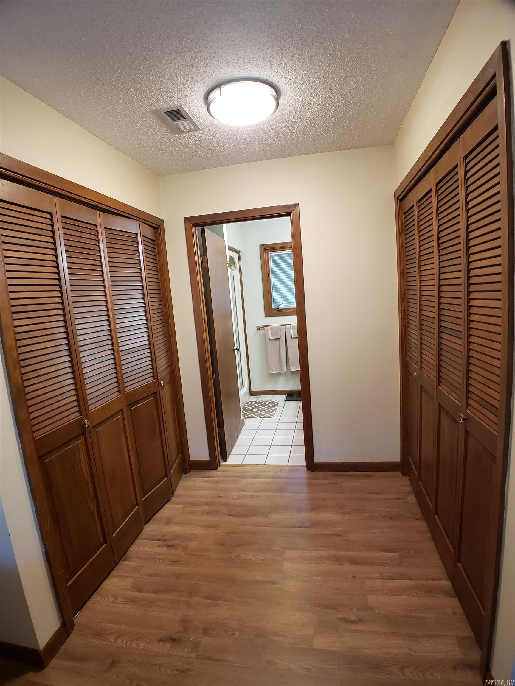 MOUNTAIN RANCH - Residential