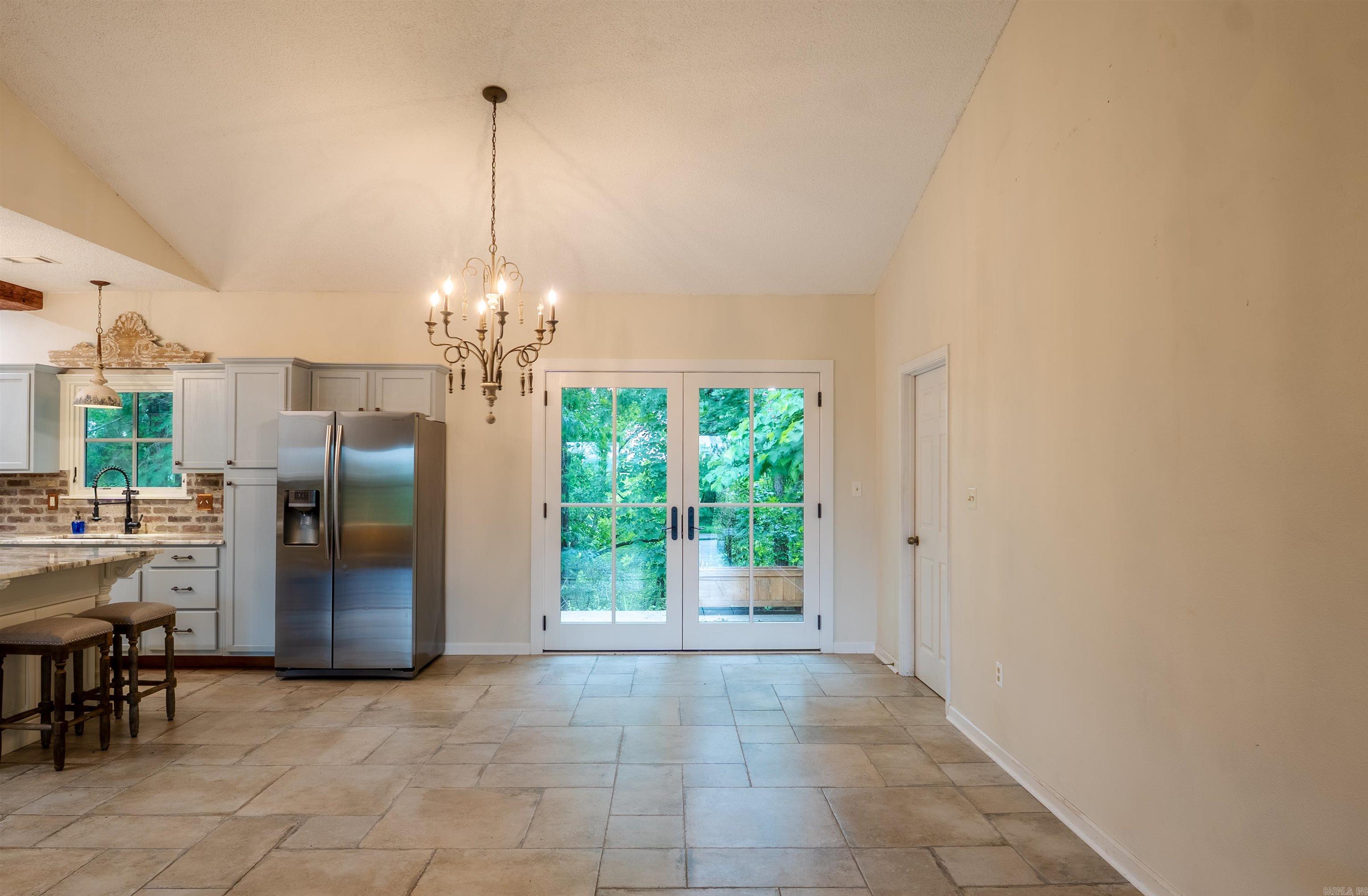 EAGLE RIDGE ESTATES - Residential