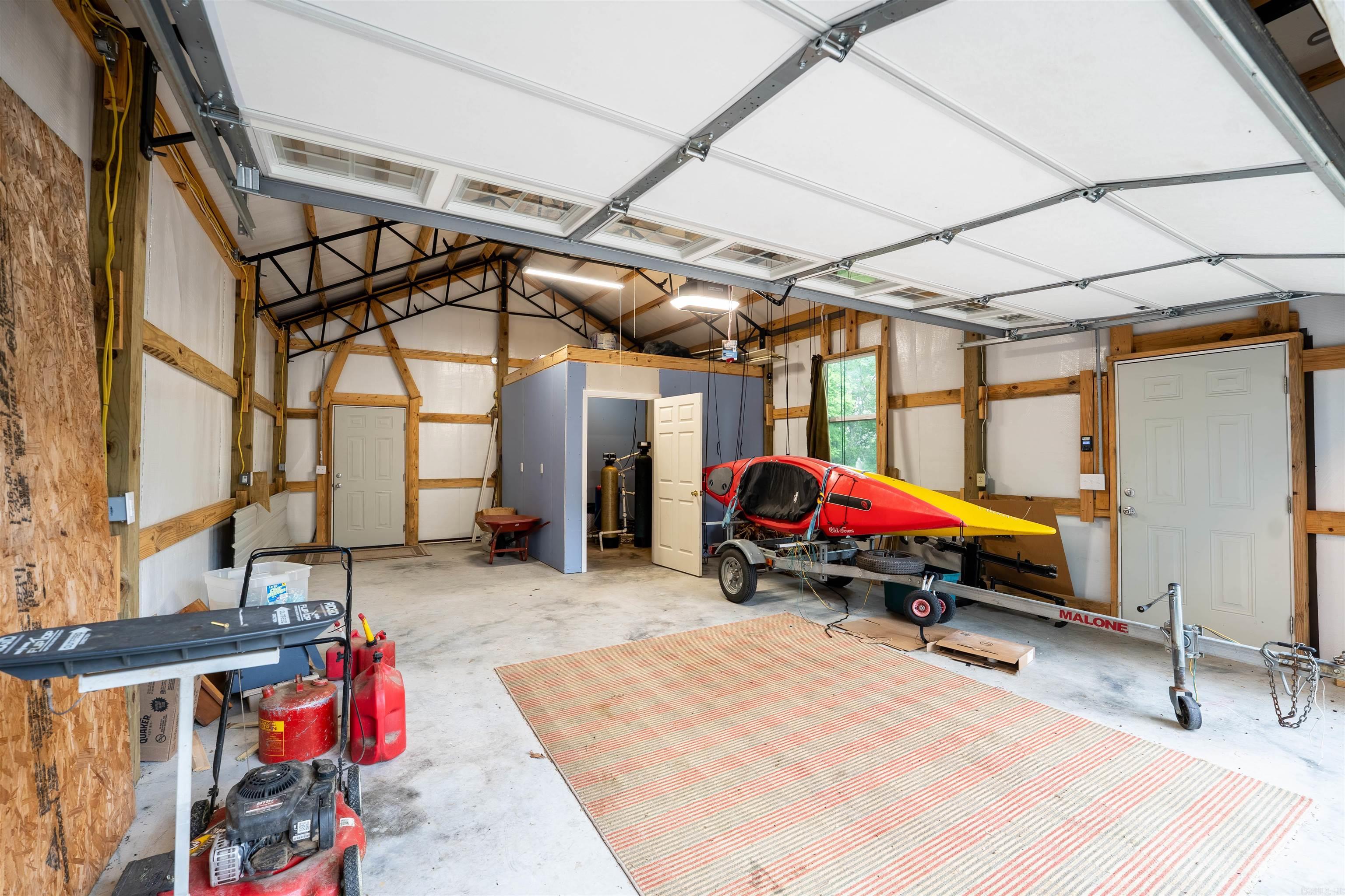 EAGLE RIDGE ESTATES - Residential