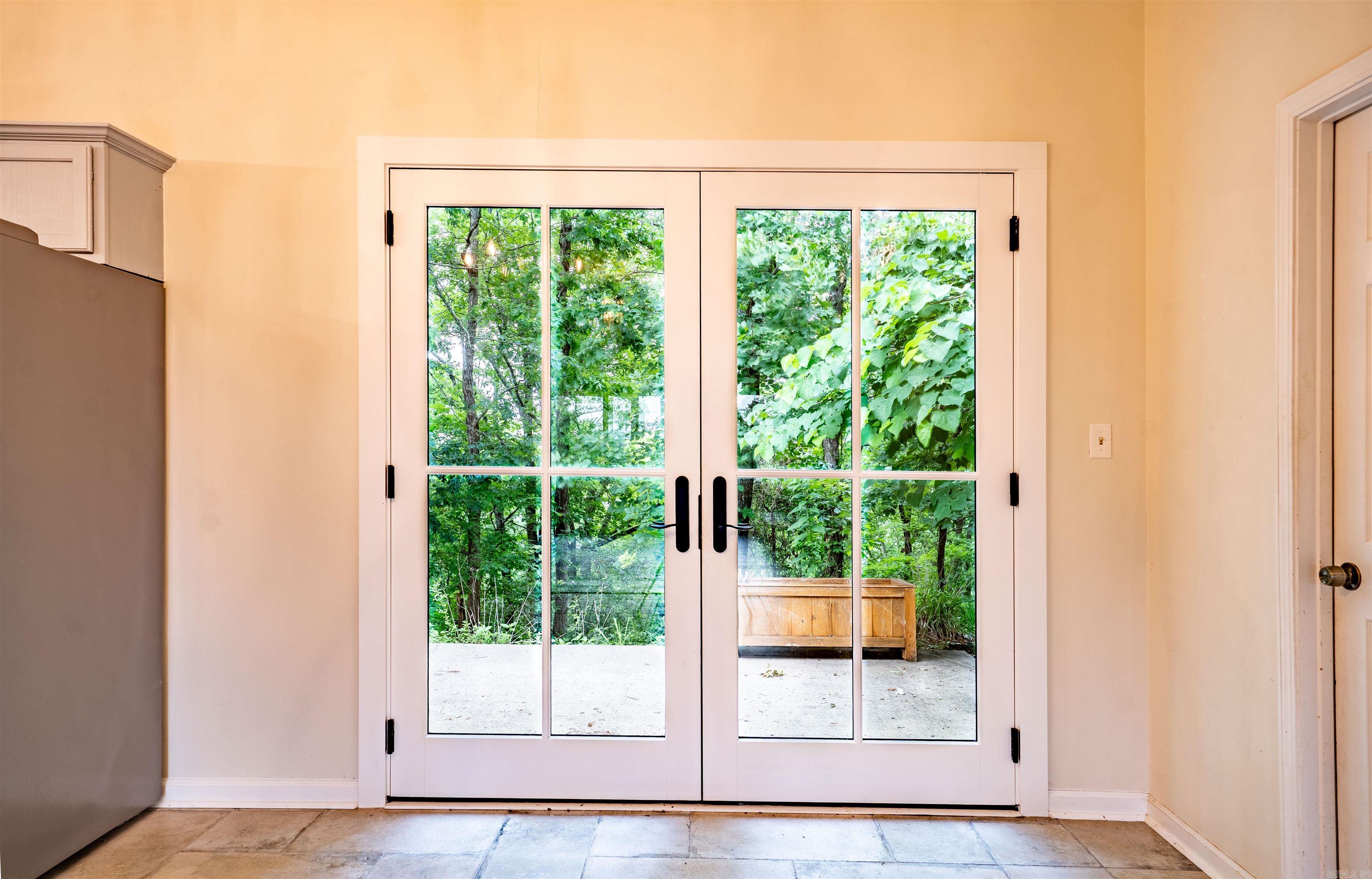 EAGLE RIDGE ESTATES - Residential