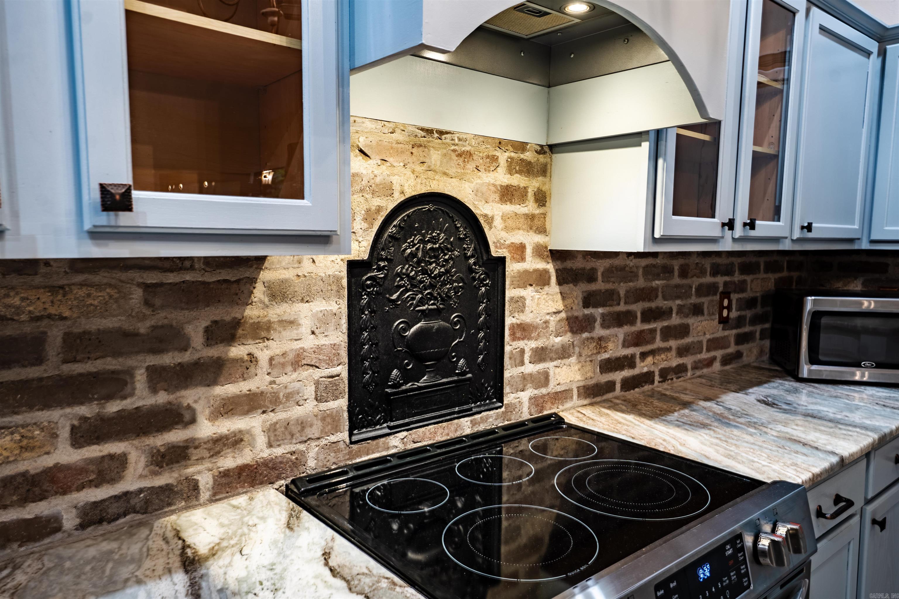 EAGLE RIDGE ESTATES - Residential