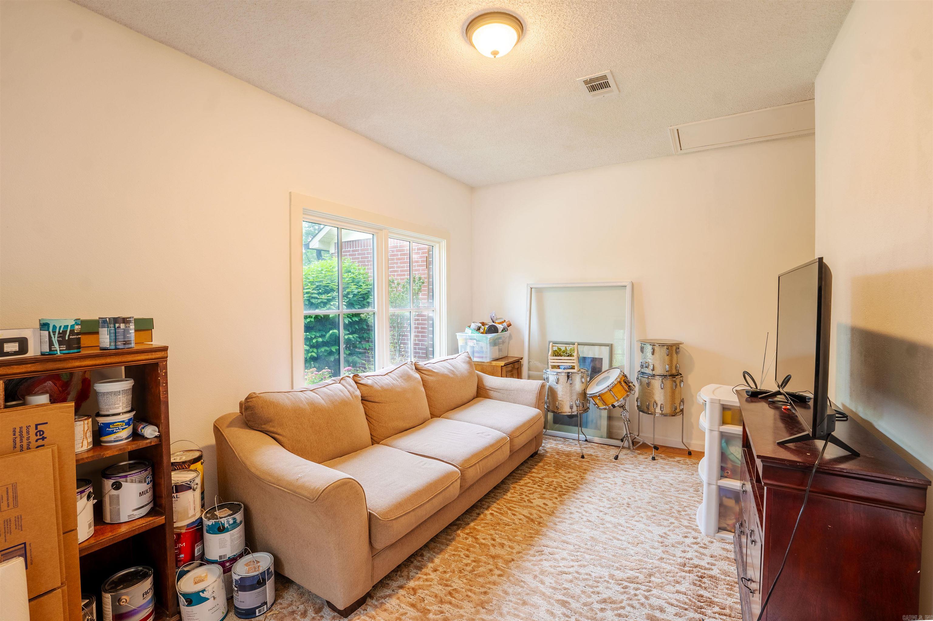 EAGLE RIDGE ESTATES - Residential