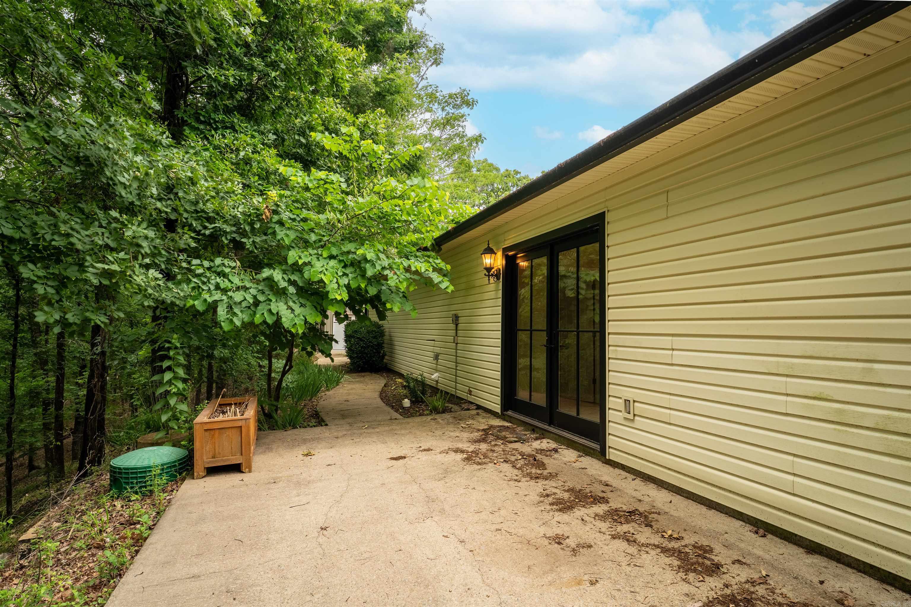 EAGLE RIDGE ESTATES - Residential