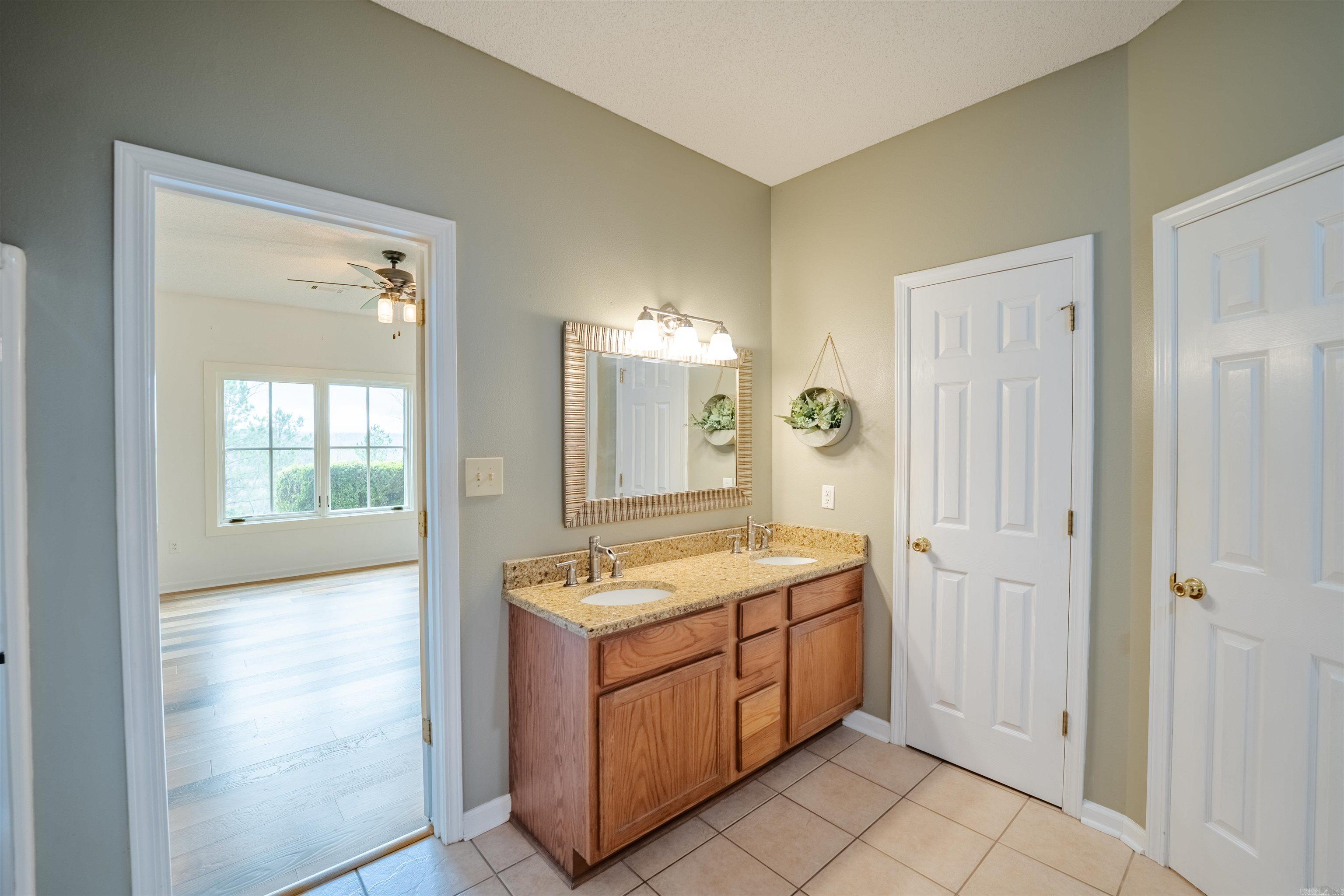 EAGLE RIDGE ESTATES - Residential