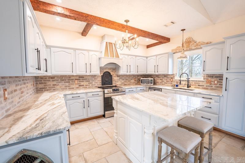 EAGLE RIDGE ESTATES - Residential