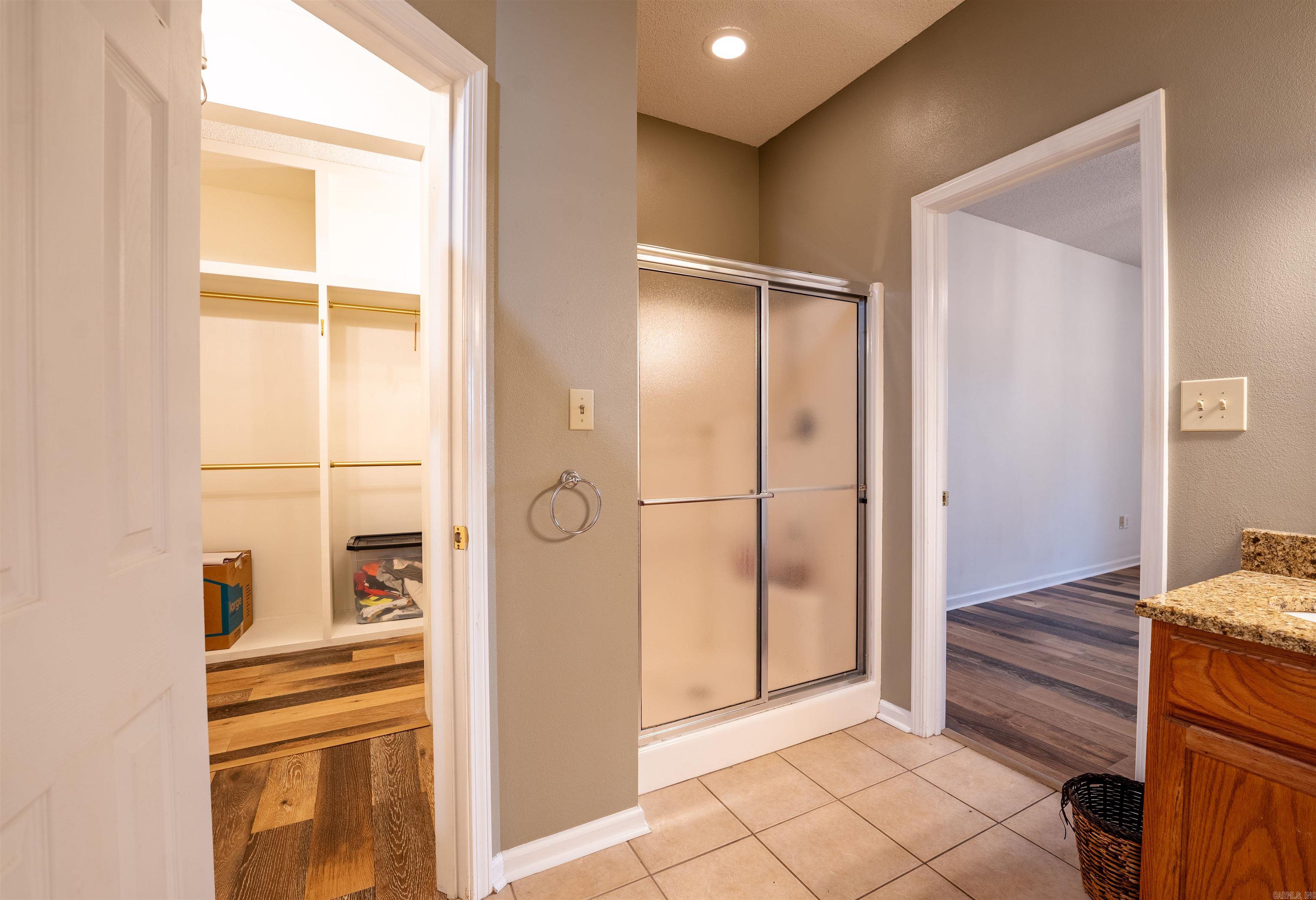 EAGLE RIDGE ESTATES - Residential