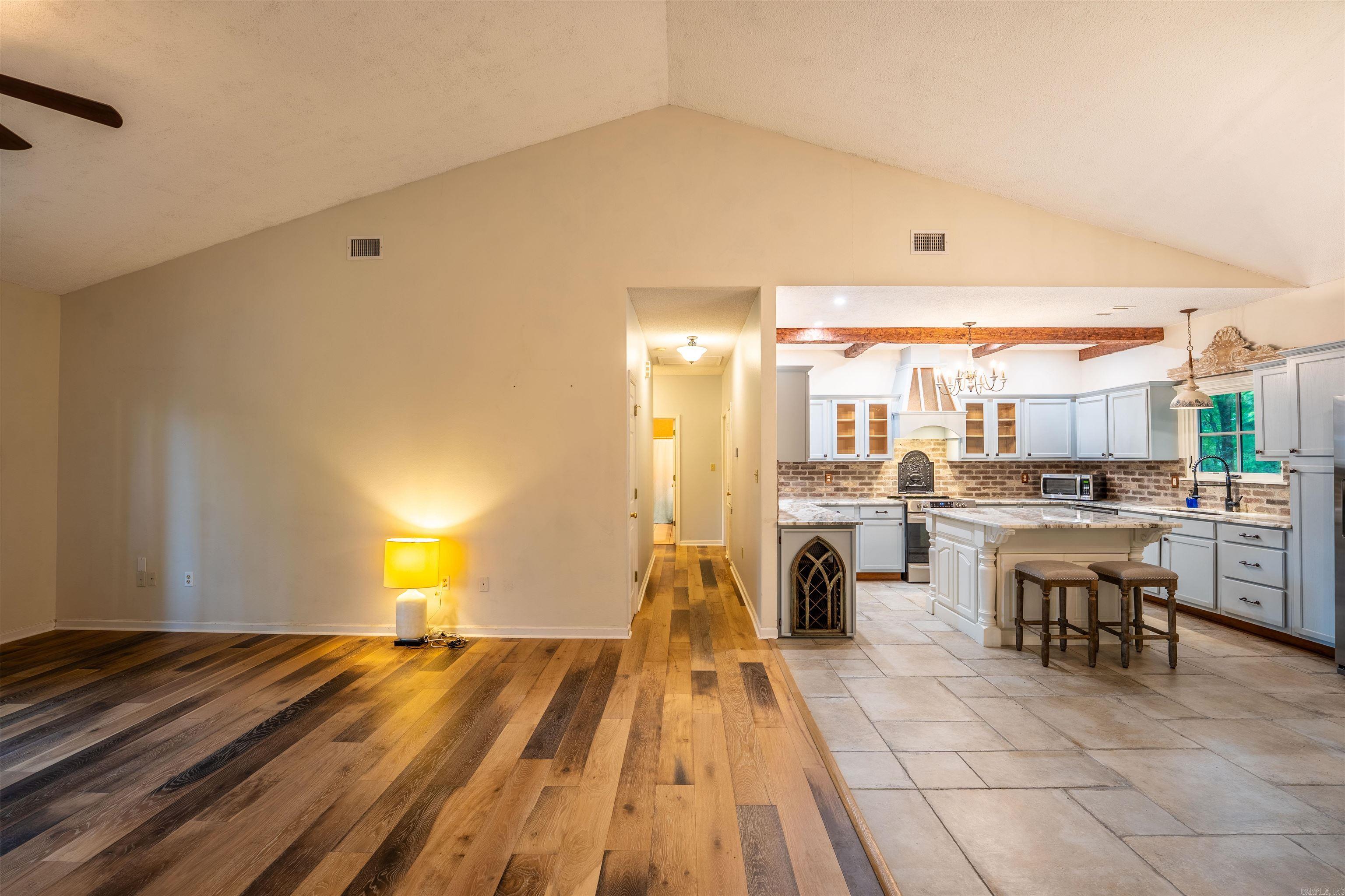 EAGLE RIDGE ESTATES - Residential