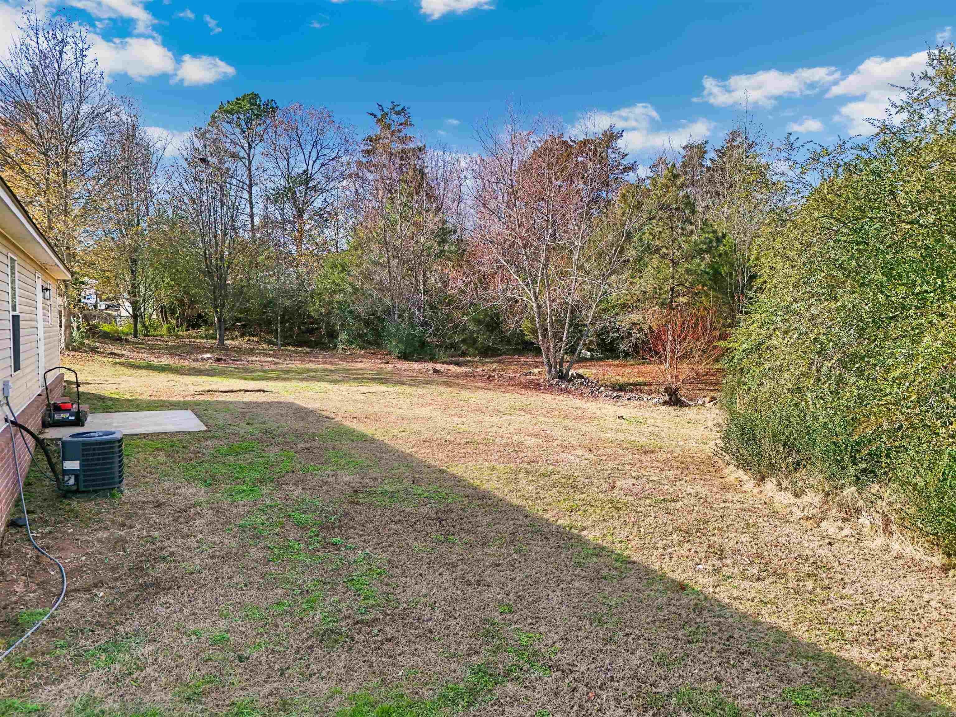 SUMMERBROOKE - Residential