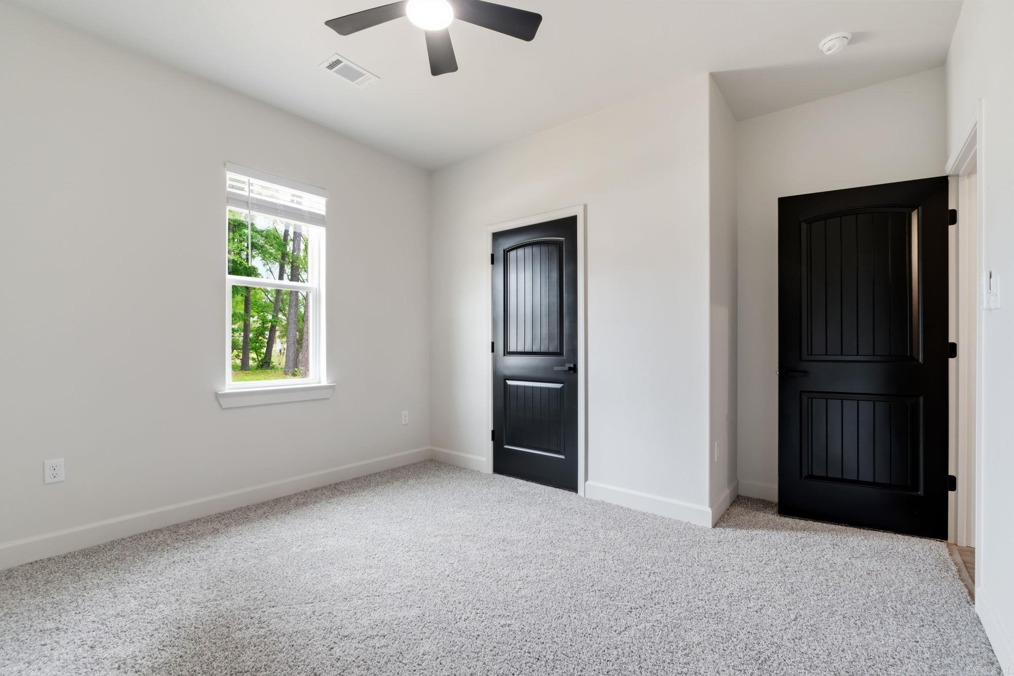 SPRINGTREE VILLAGE - Residential