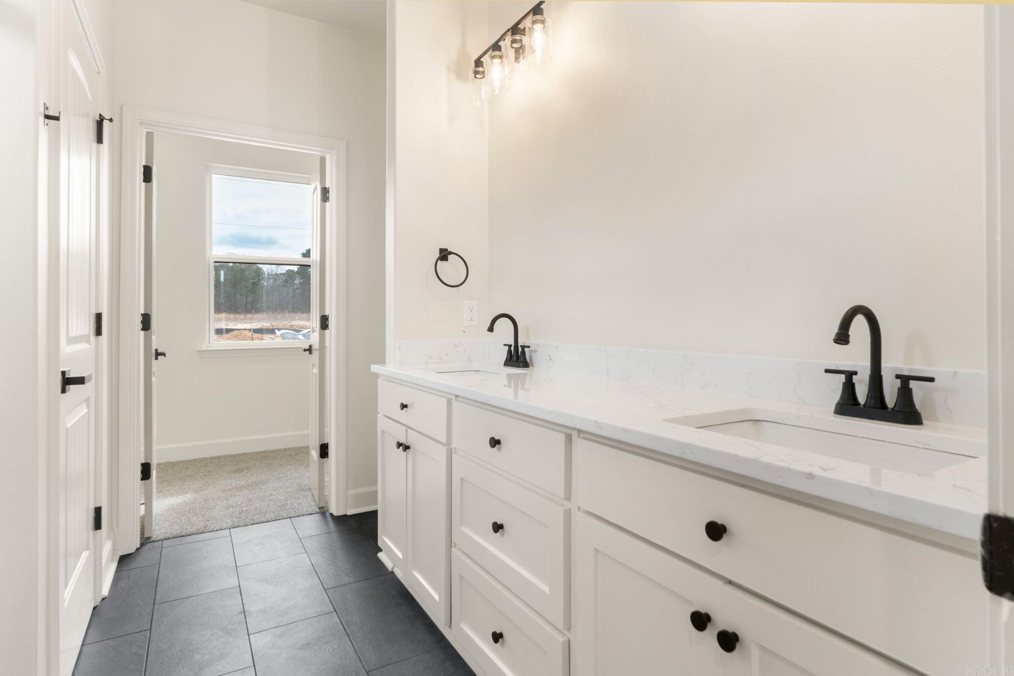 SPRINGTREE VILLAGE - Residential