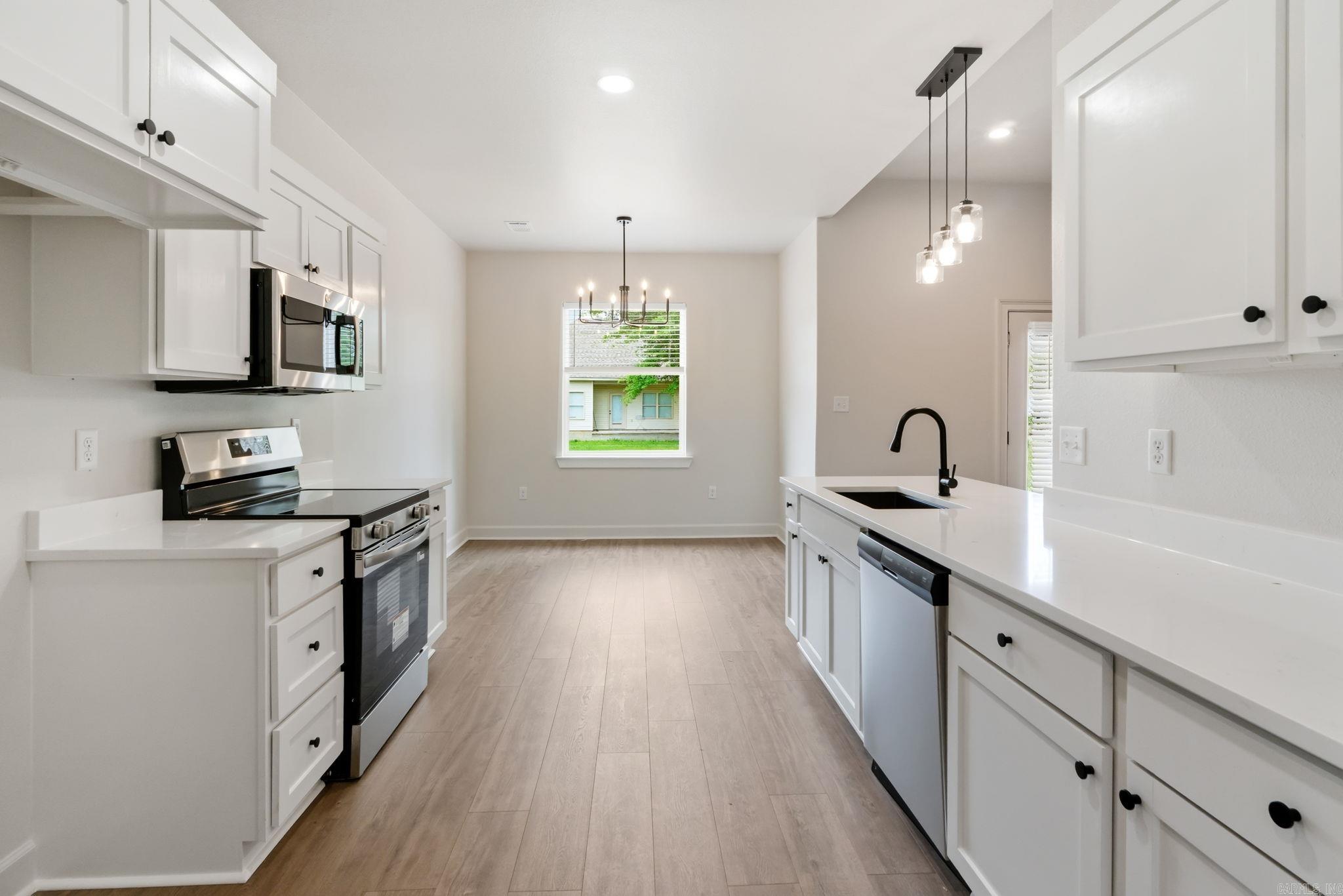 SPRINGTREE VILLAGE - Residential