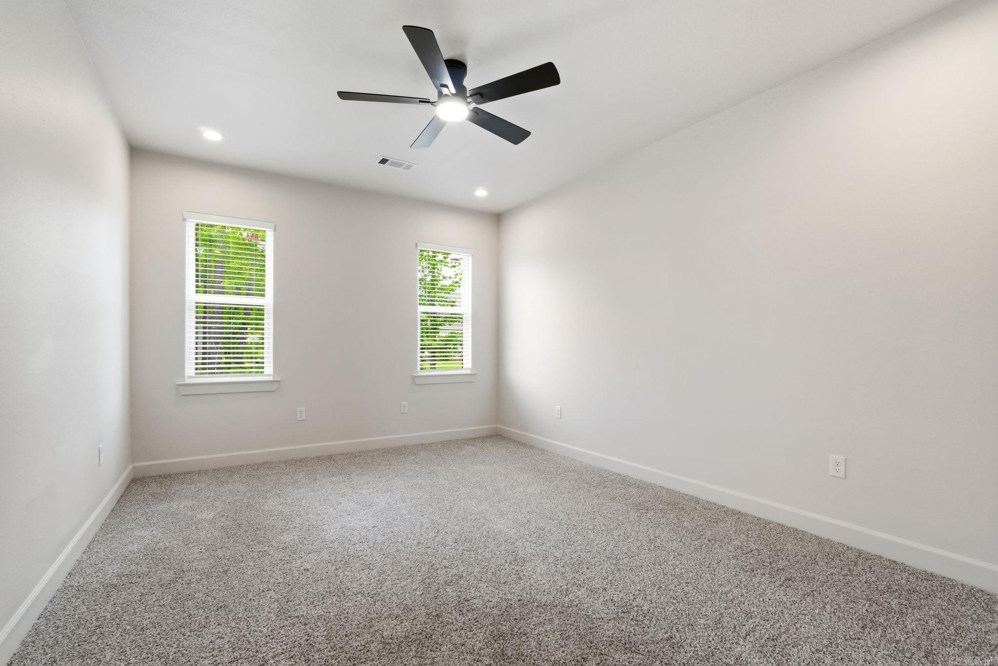 SPRINGTREE VILLAGE - Residential