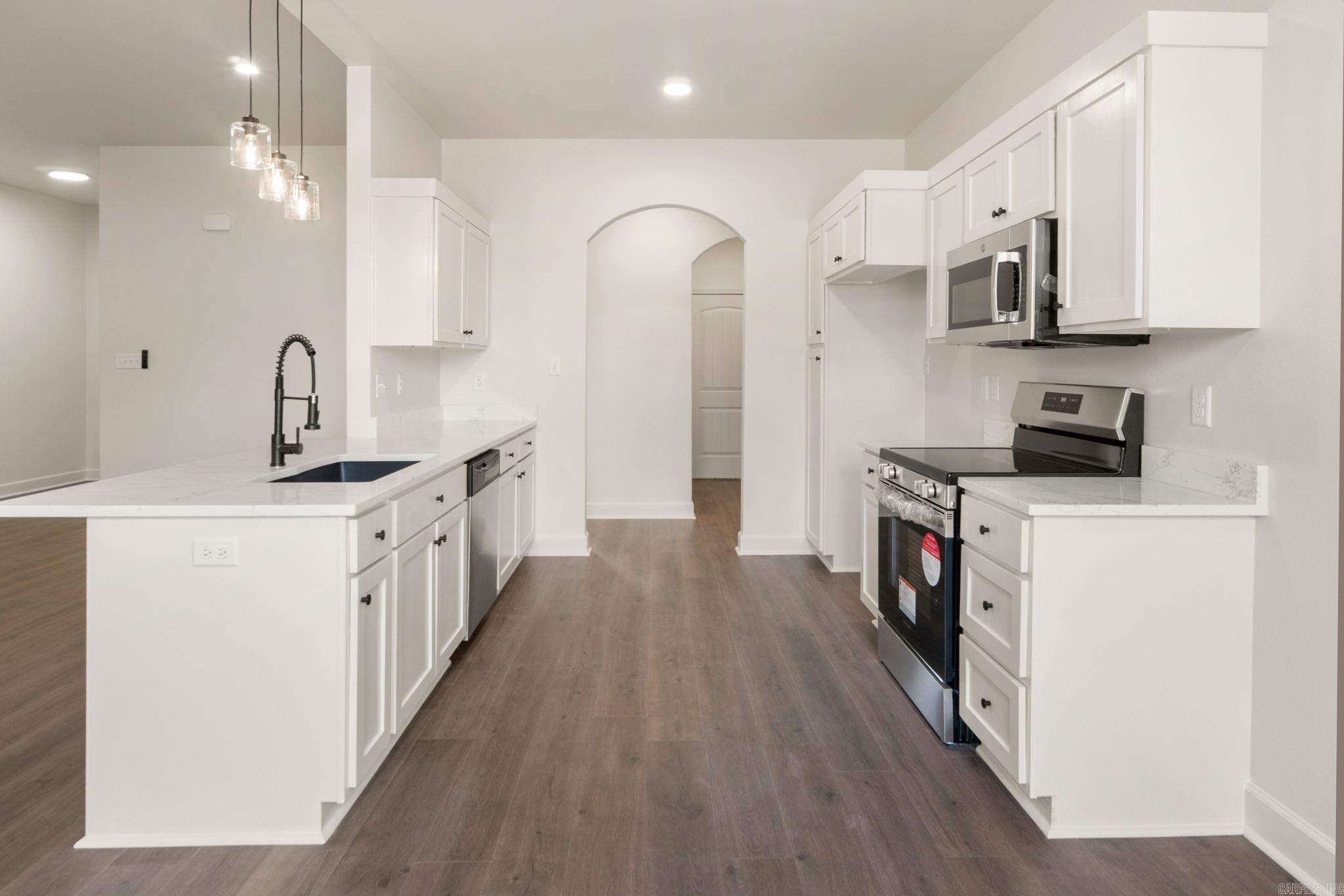 SPRINGTREE VILLAGE - Residential