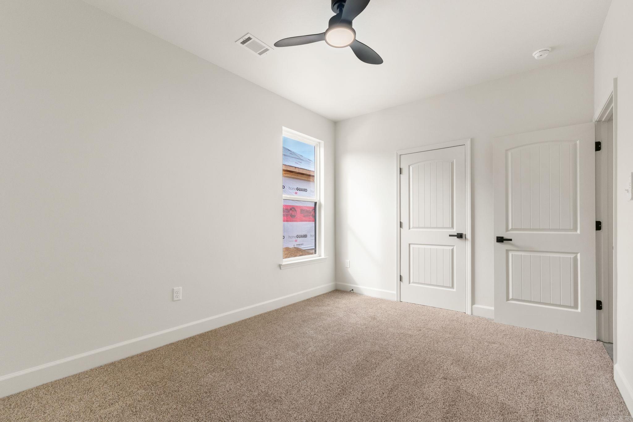 SPRINGTREE VILLAGE - Residential