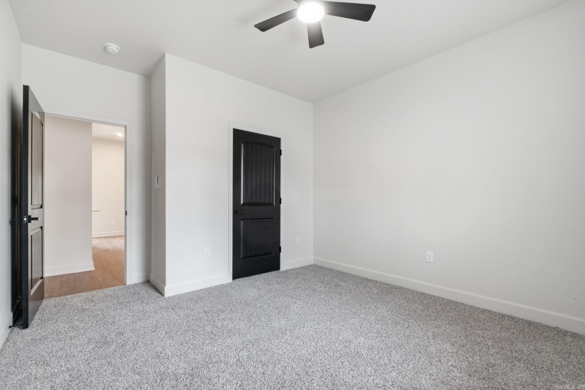SPRINGTREE VILLAGE - Residential
