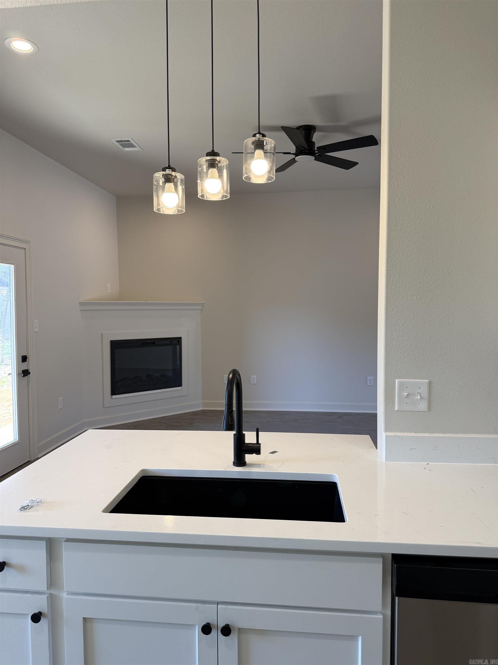 SPRINGTREE VILLAGE - Residential