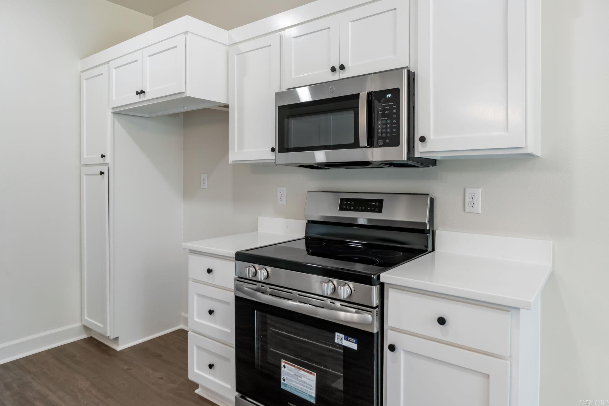 SPRINGTREE VILLAGE - Residential