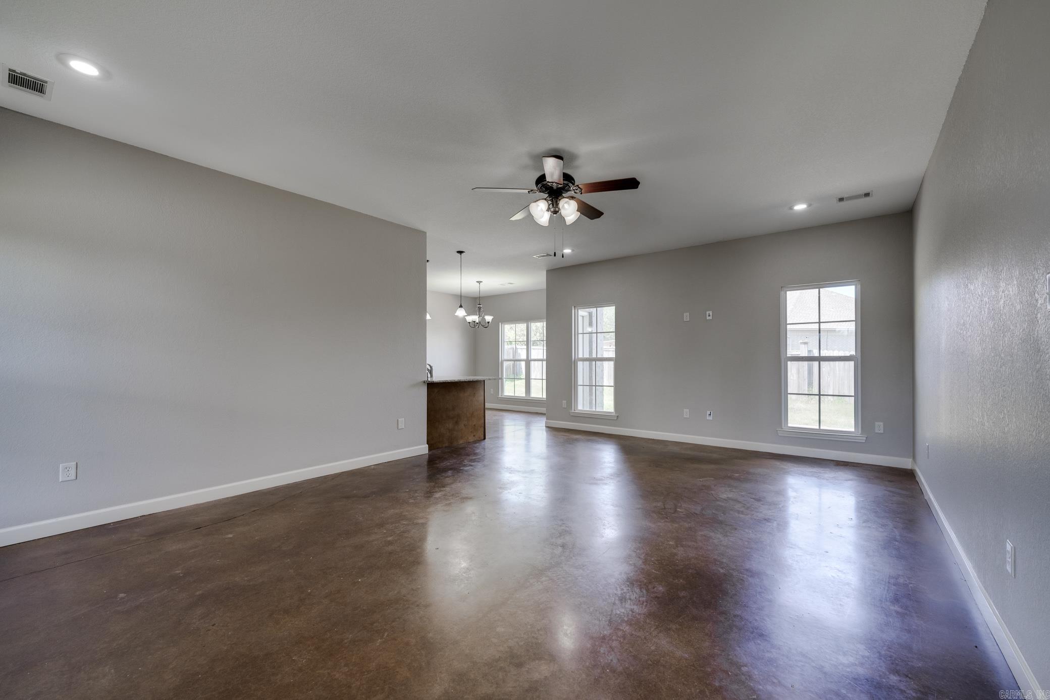 CHAPEL CREEK - Residential