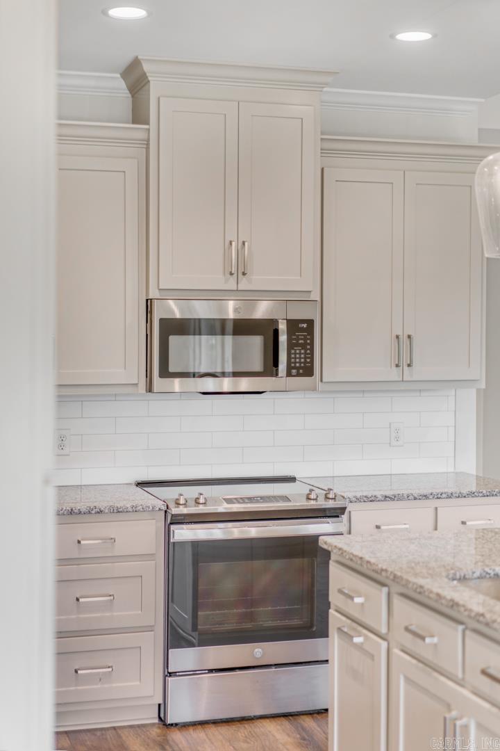 LEWIS COVE - Residential