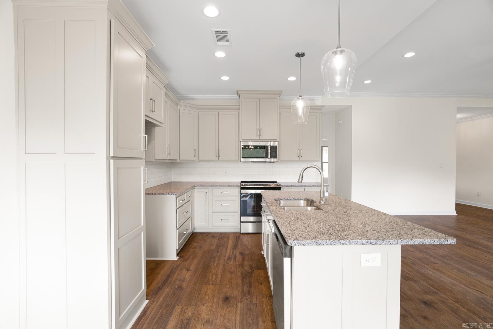 LEWIS COVE - Residential