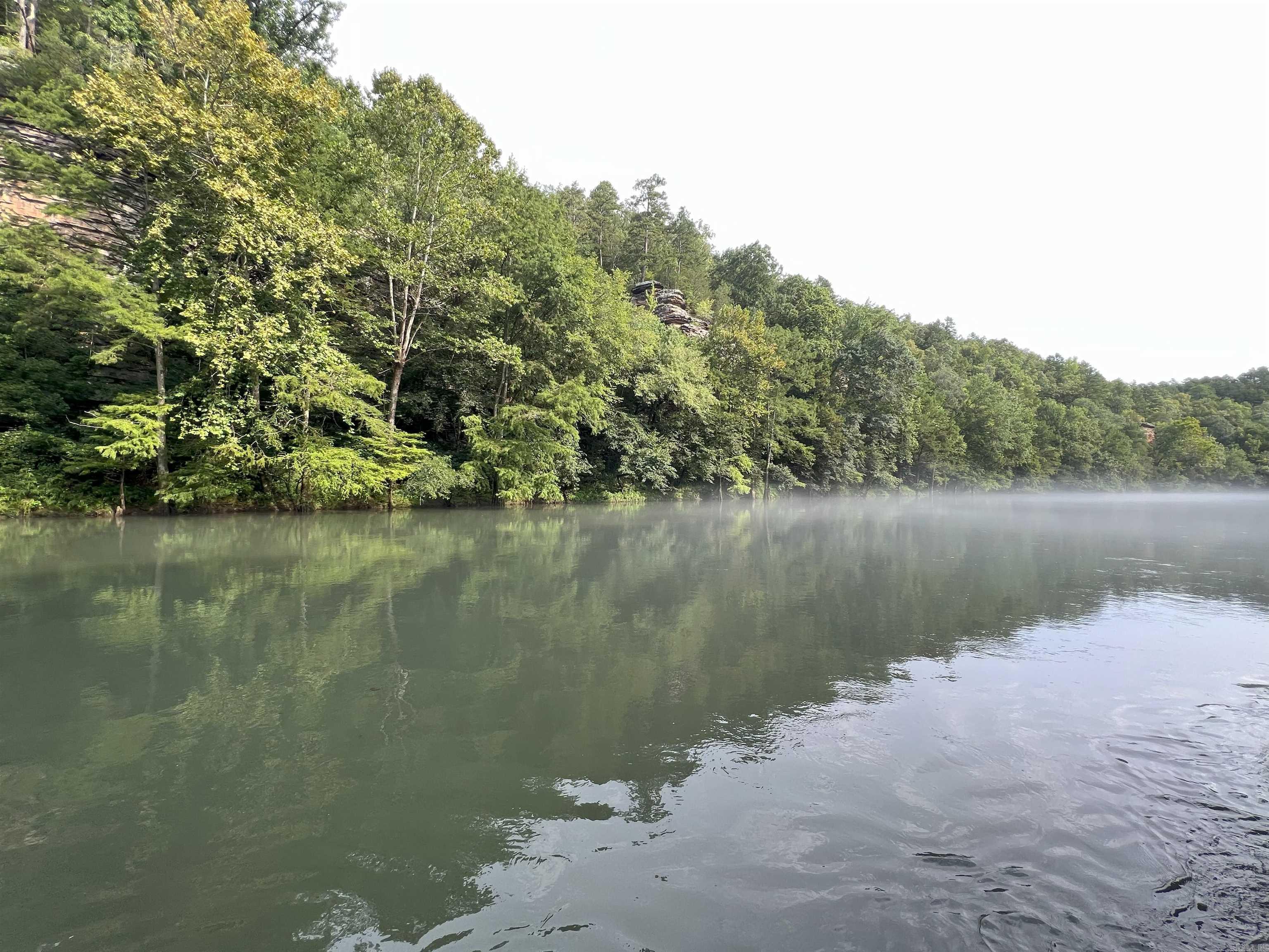 Paradise River - Land