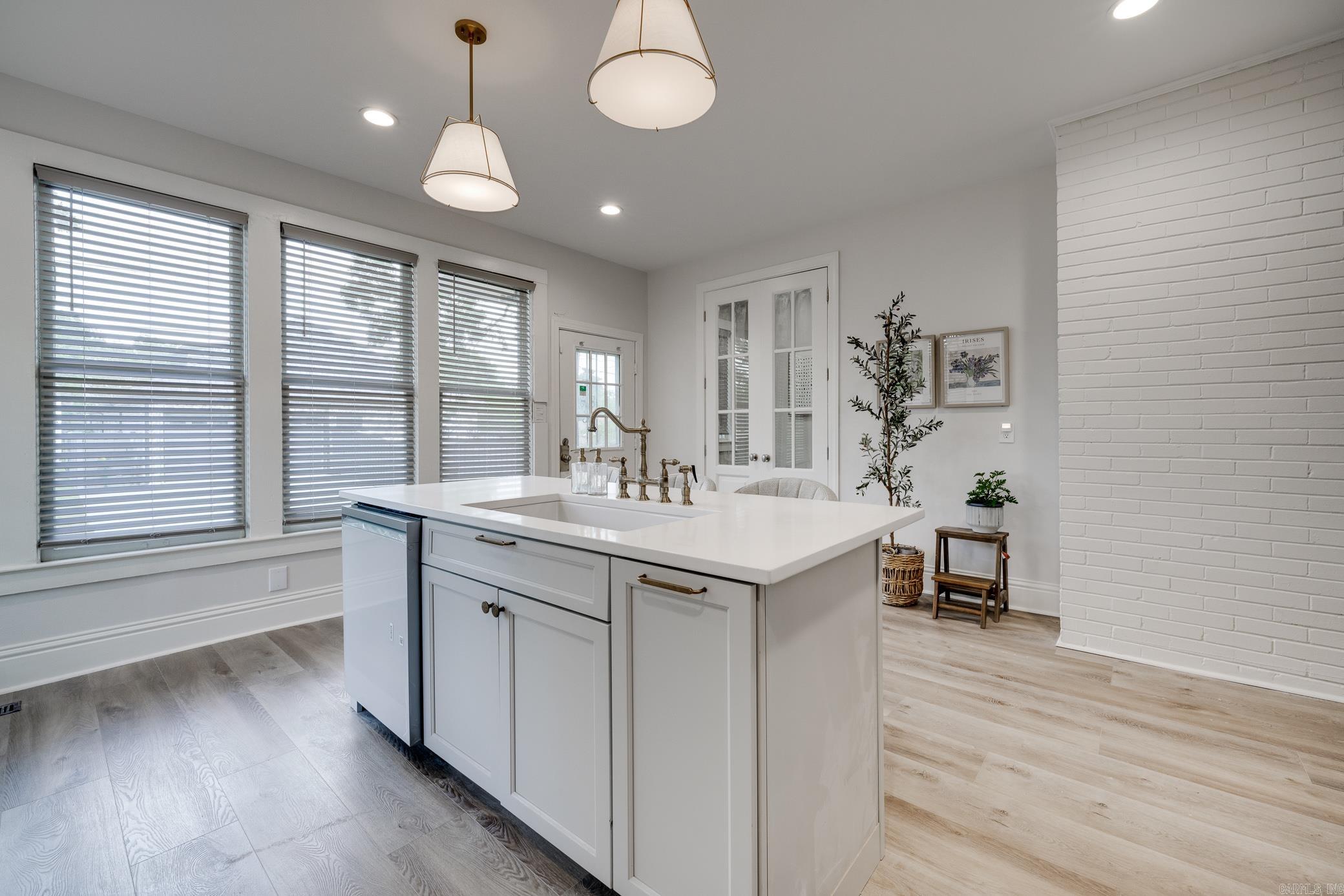 WORTHEN WAT - Residential