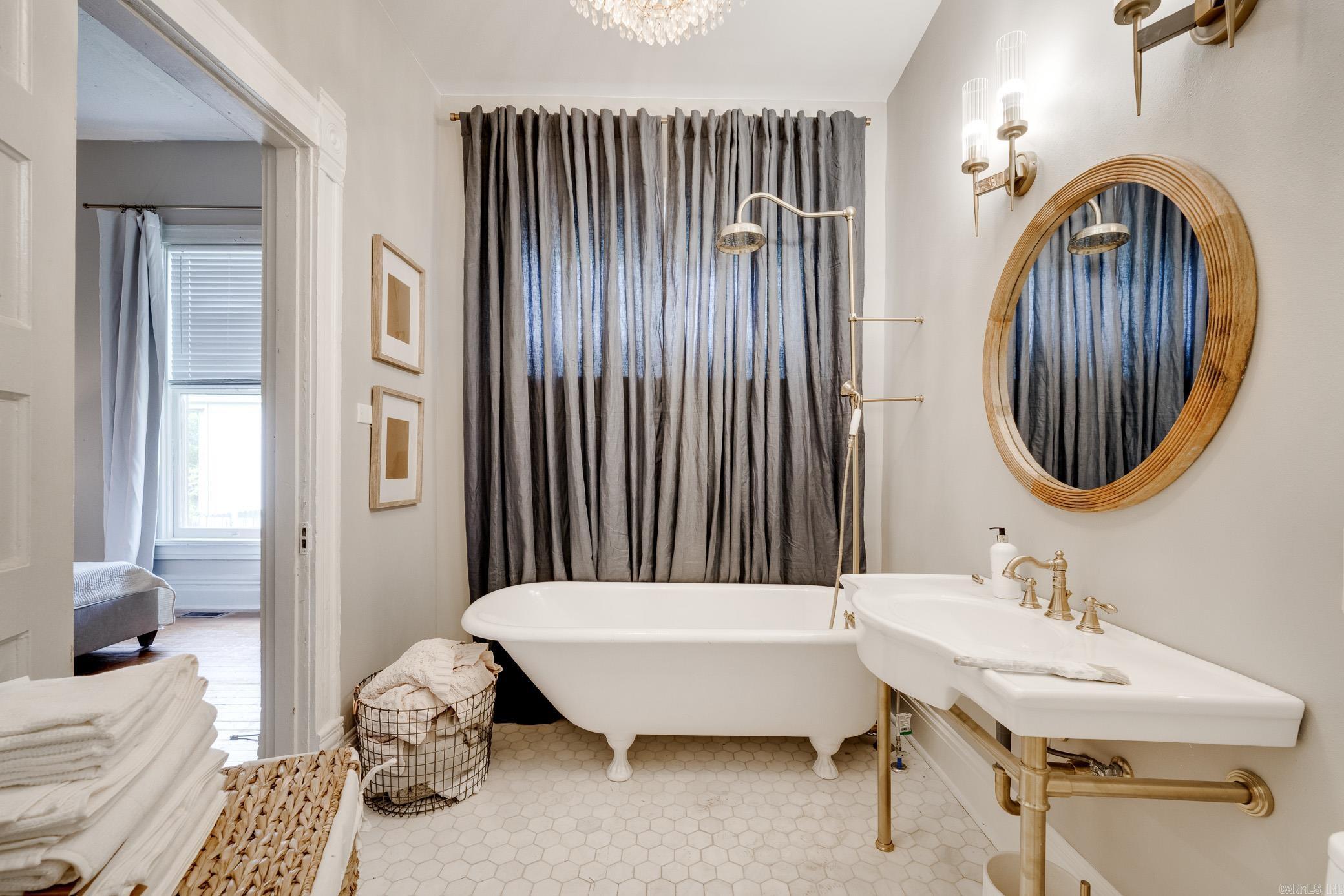 WORTHEN WAT - Residential