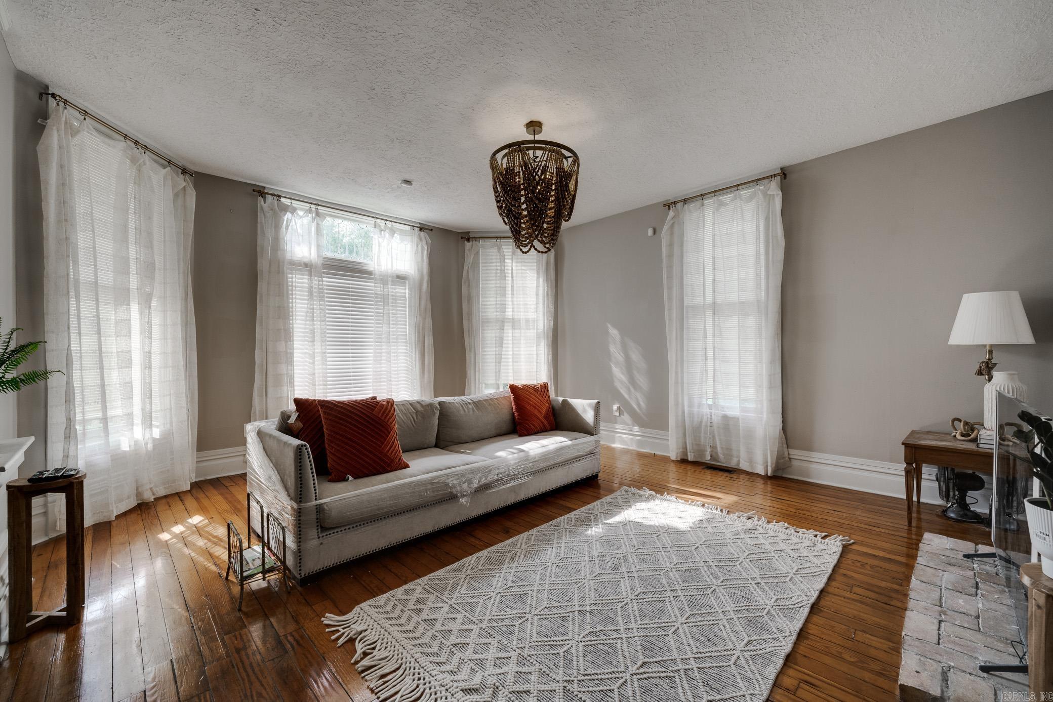 WORTHEN WAT - Residential