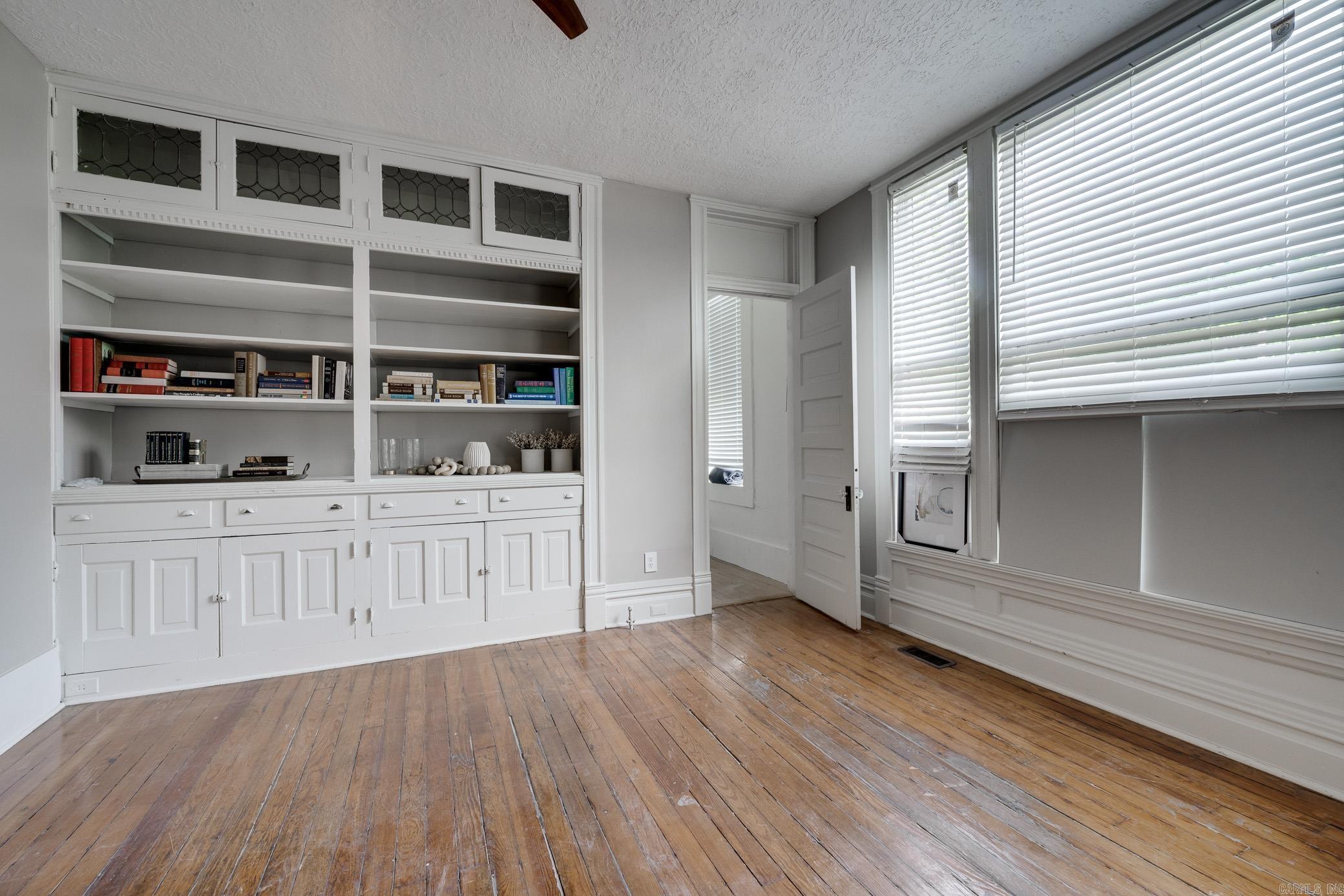 WORTHEN WAT - Residential