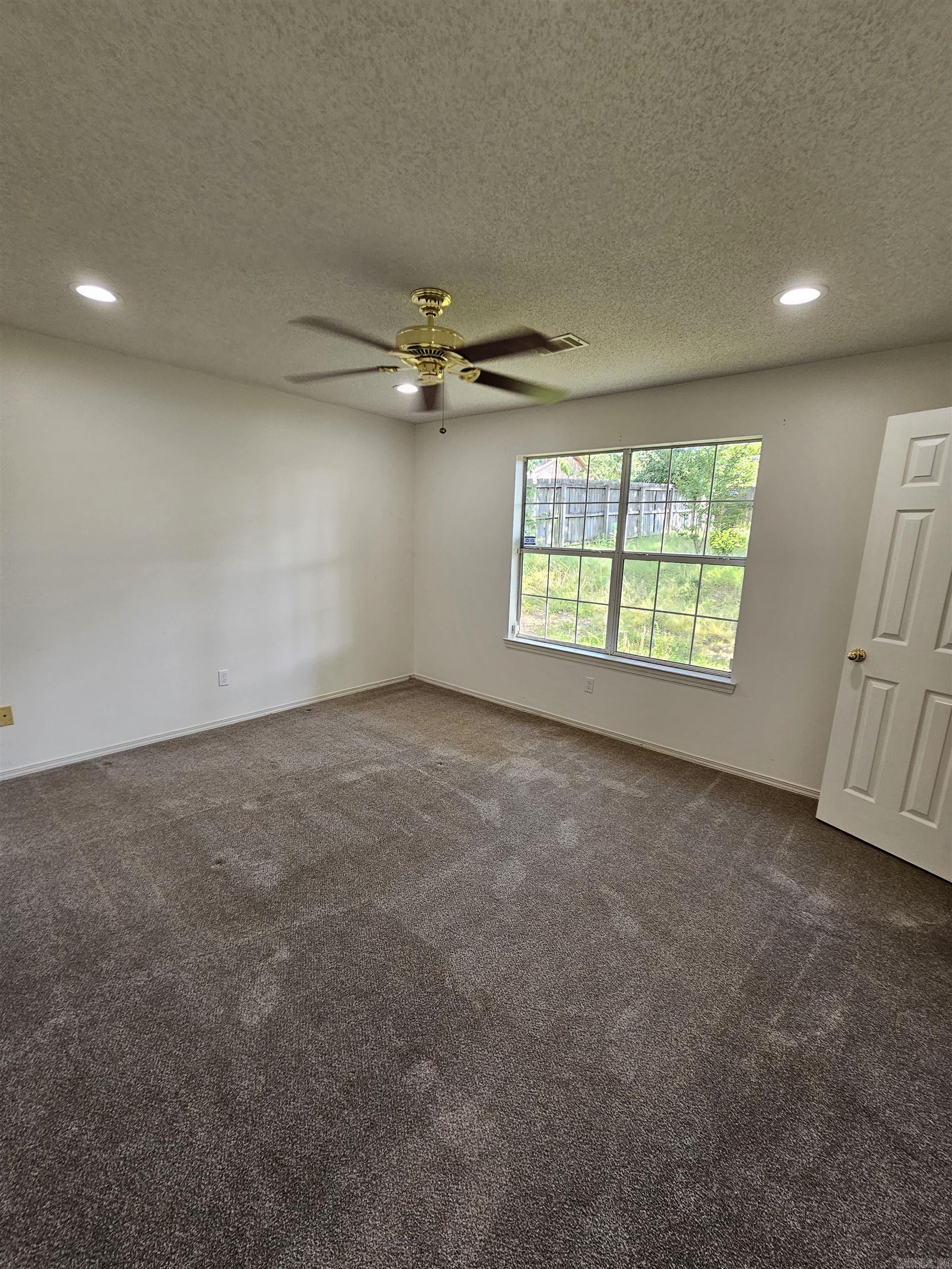 Cooper Creek - Residential Lease