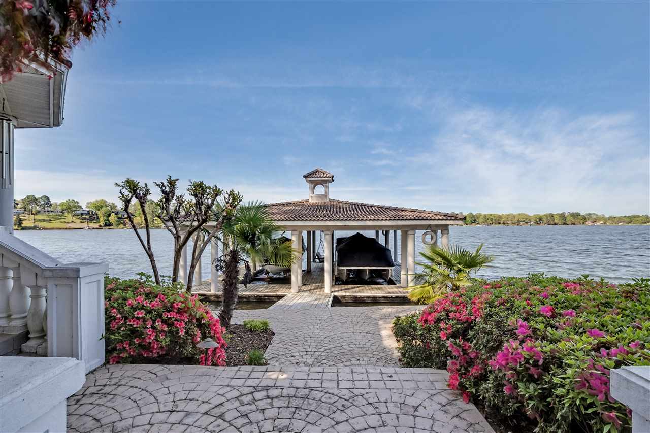 Driftwood Point - Residential