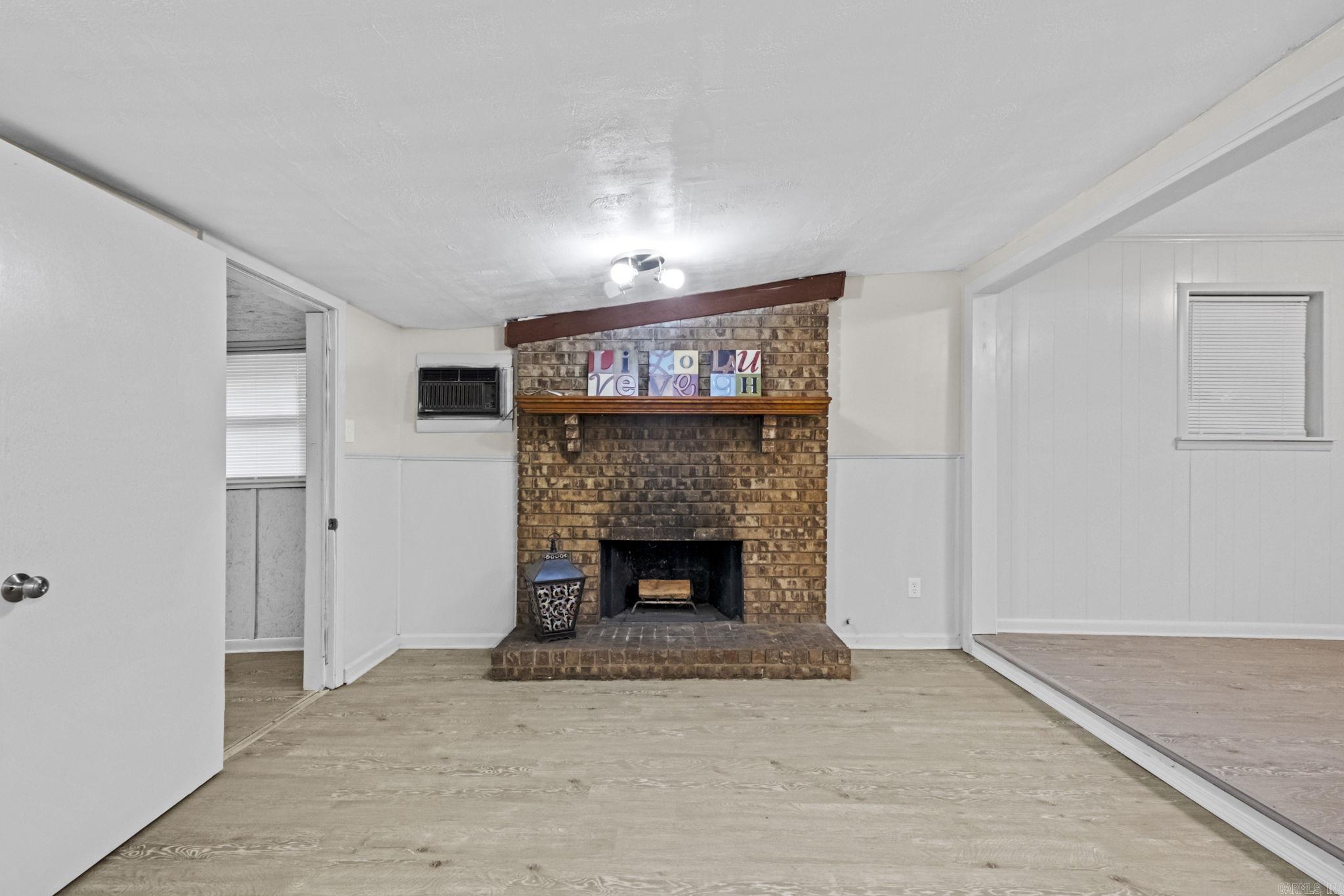 RANEY TERRACE - Residential