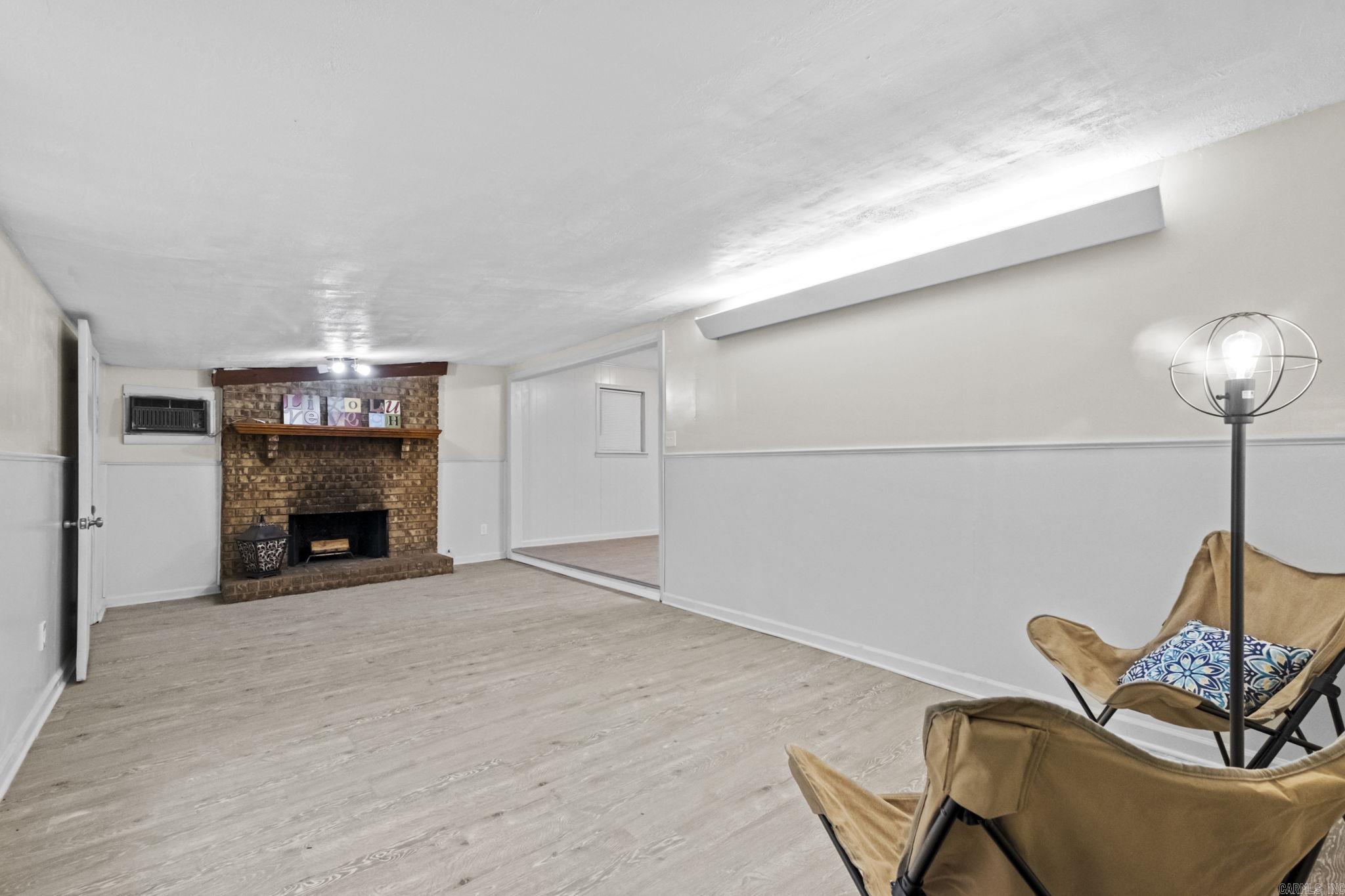 RANEY TERRACE - Residential