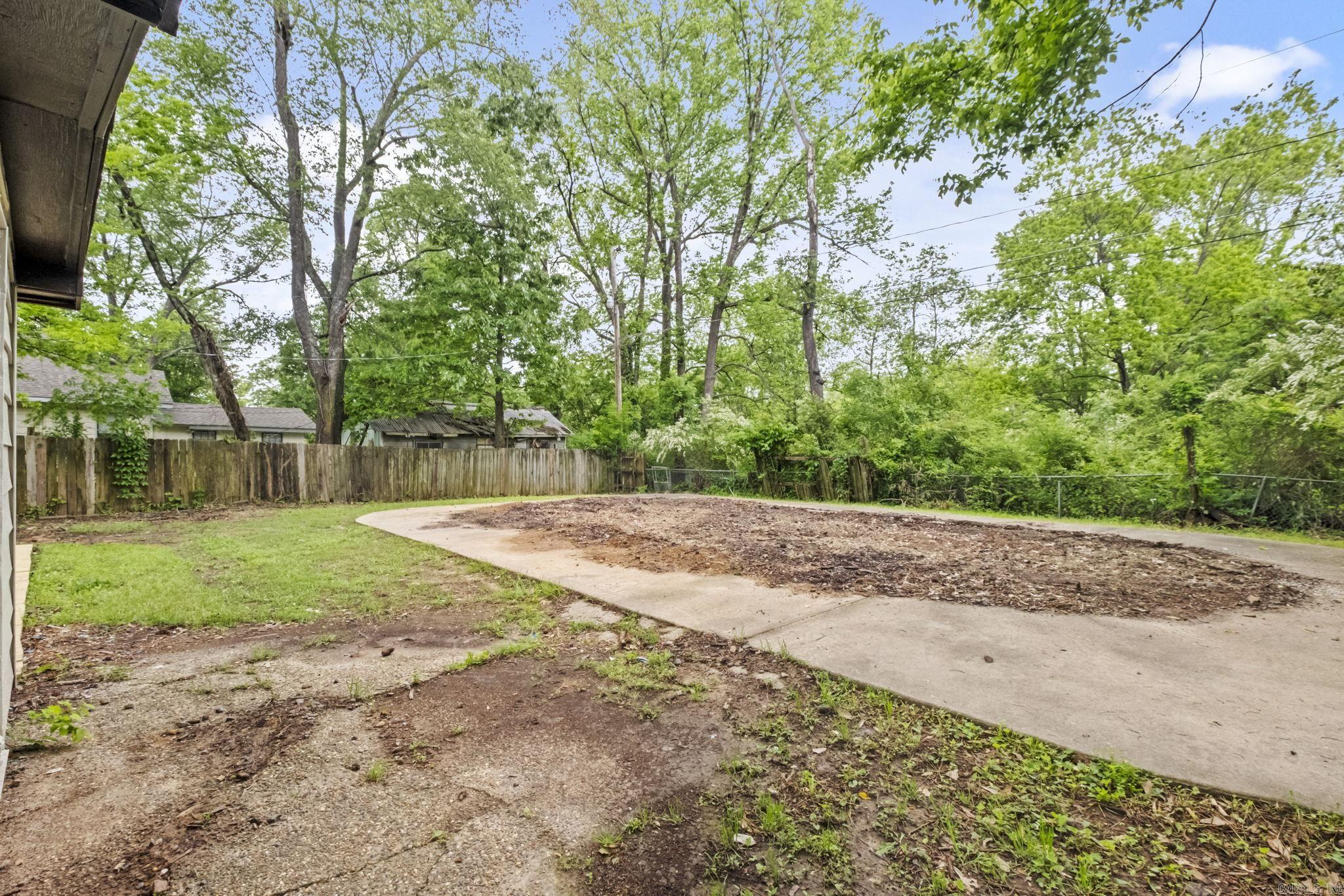 RANEY TERRACE - Residential