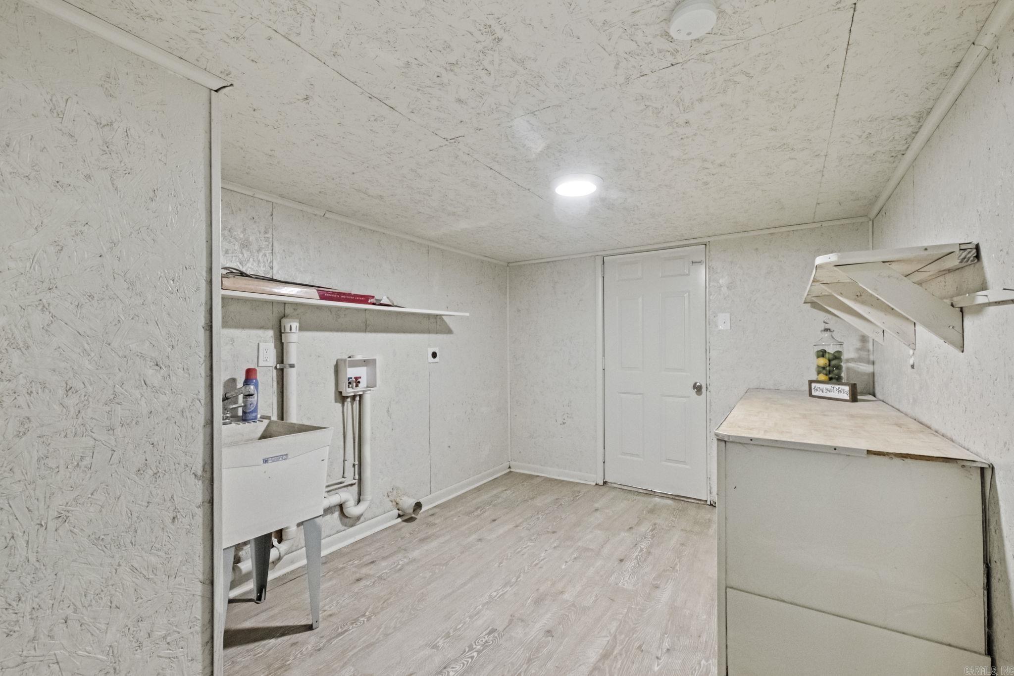 RANEY TERRACE - Residential