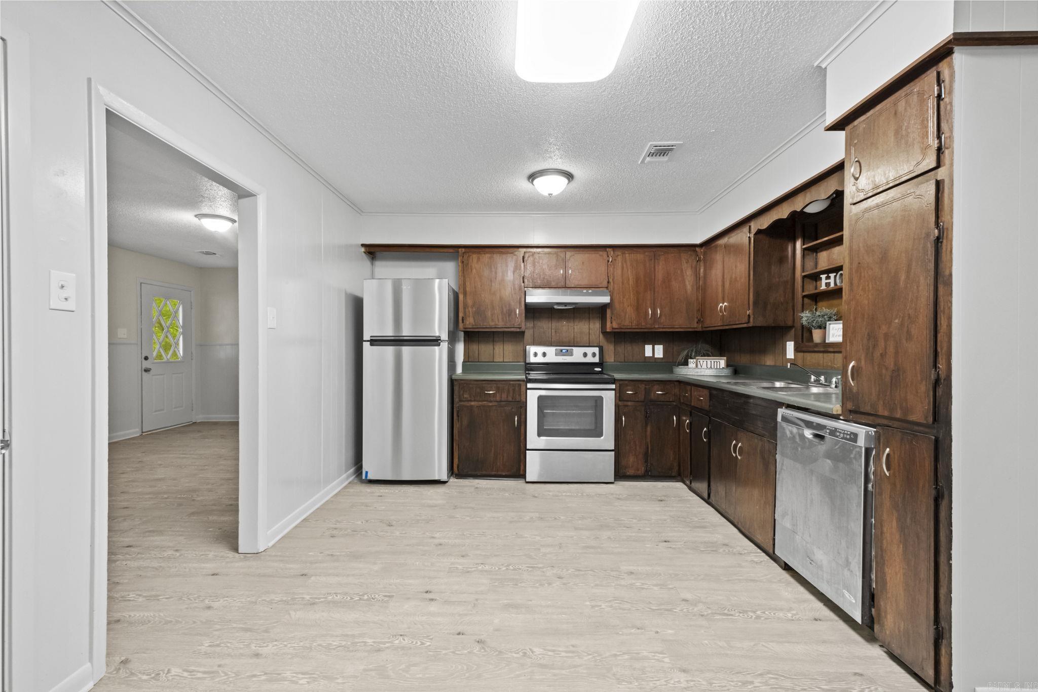 RANEY TERRACE - Residential