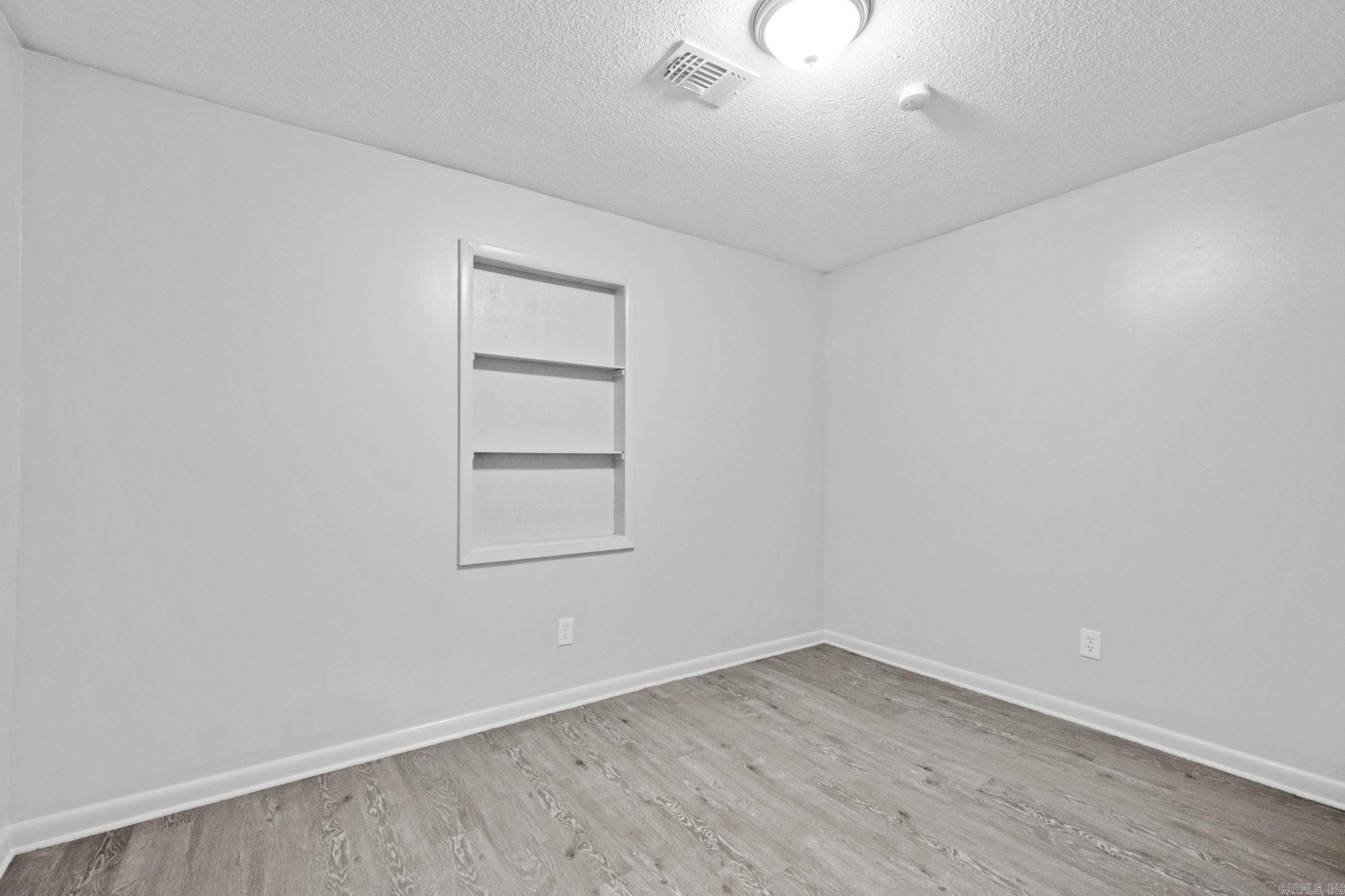 RANEY TERRACE - Residential