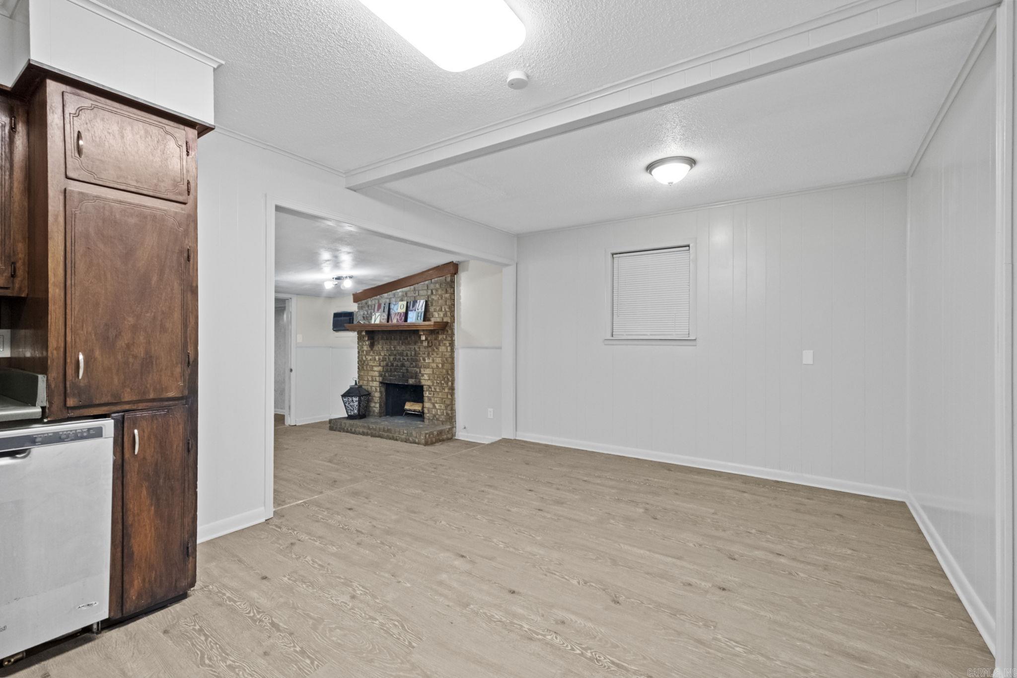 RANEY TERRACE - Residential