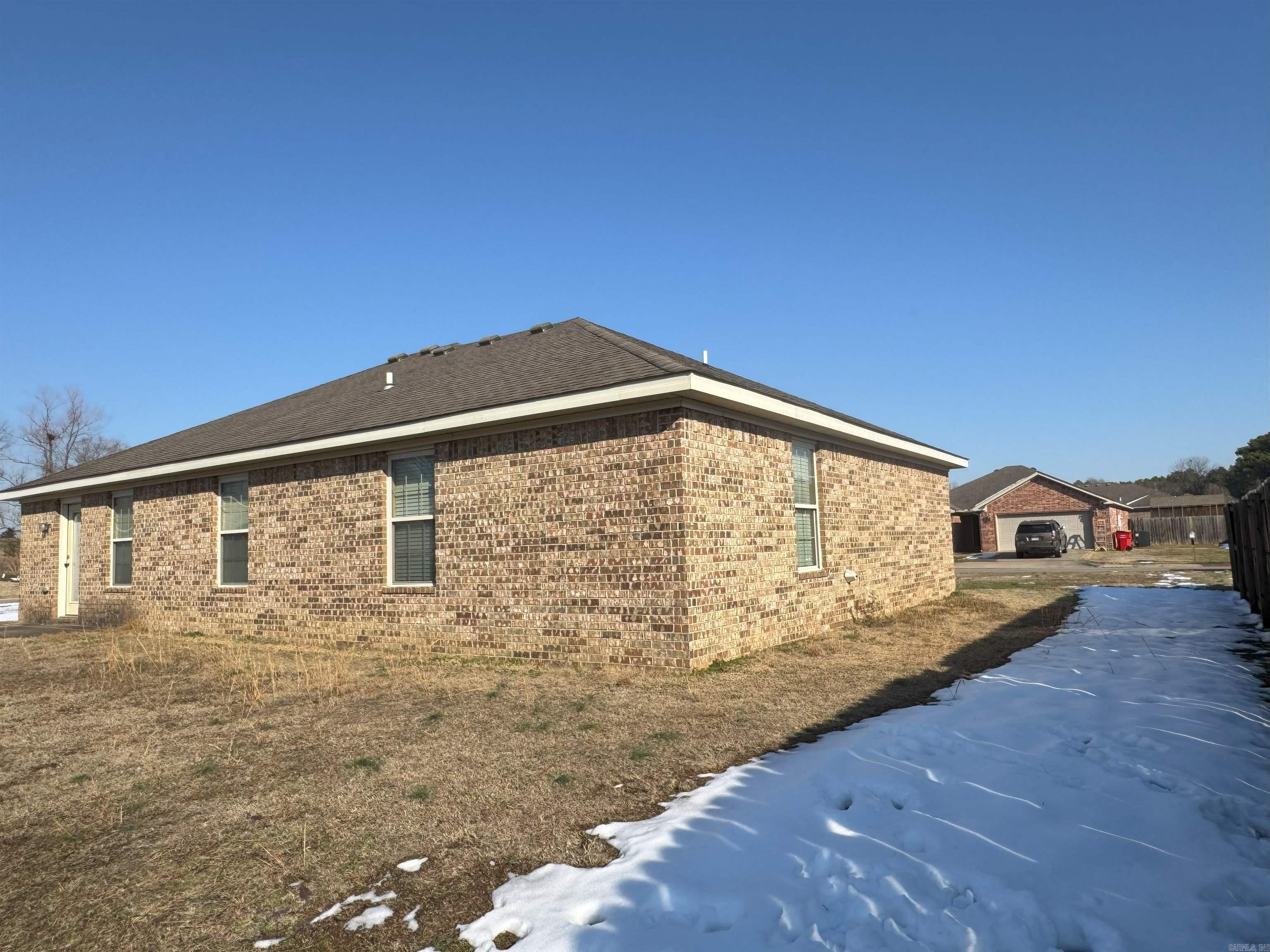 LEGACY PLACE - Residential