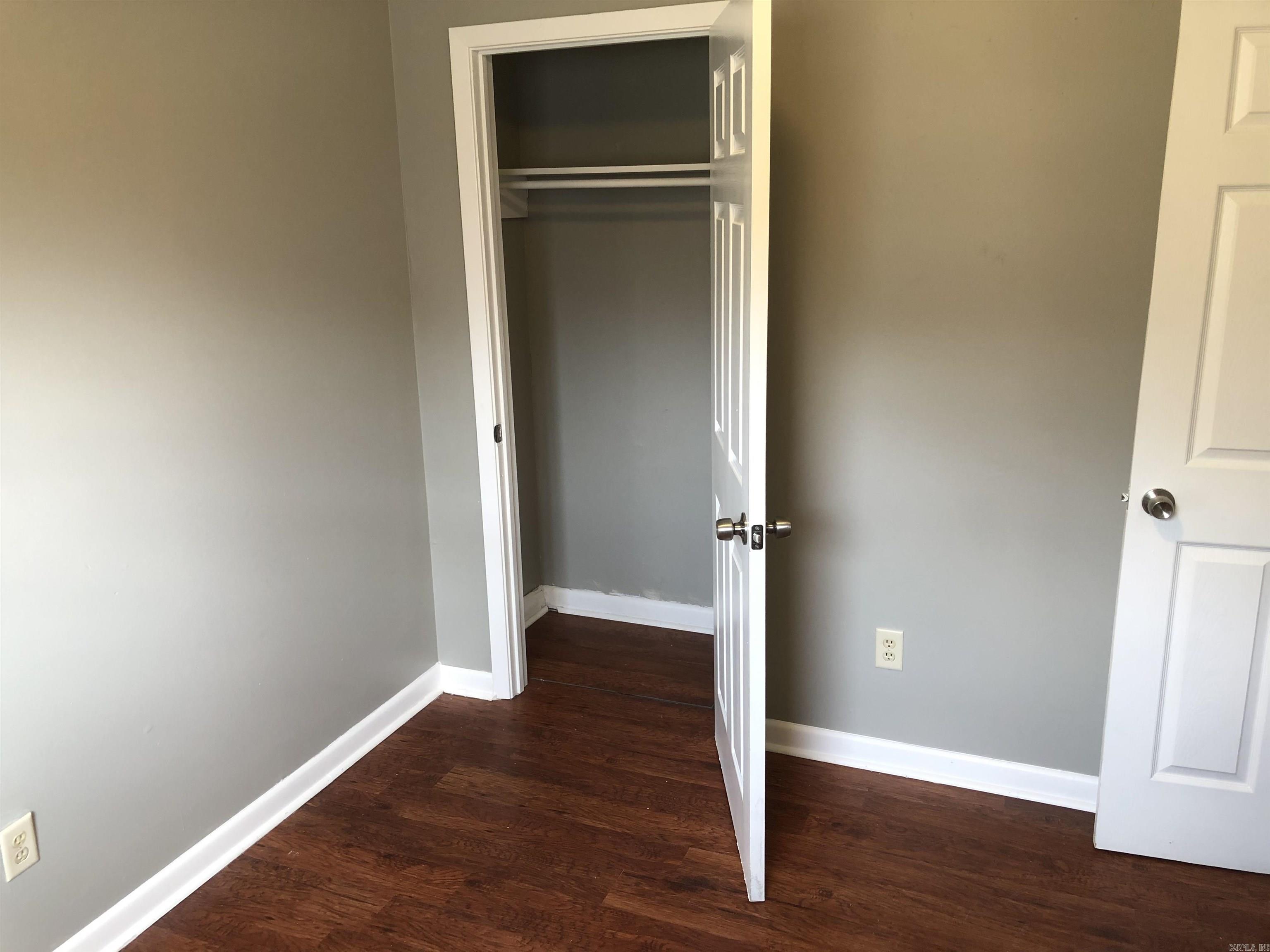 GREENFIELD PARK - Residential