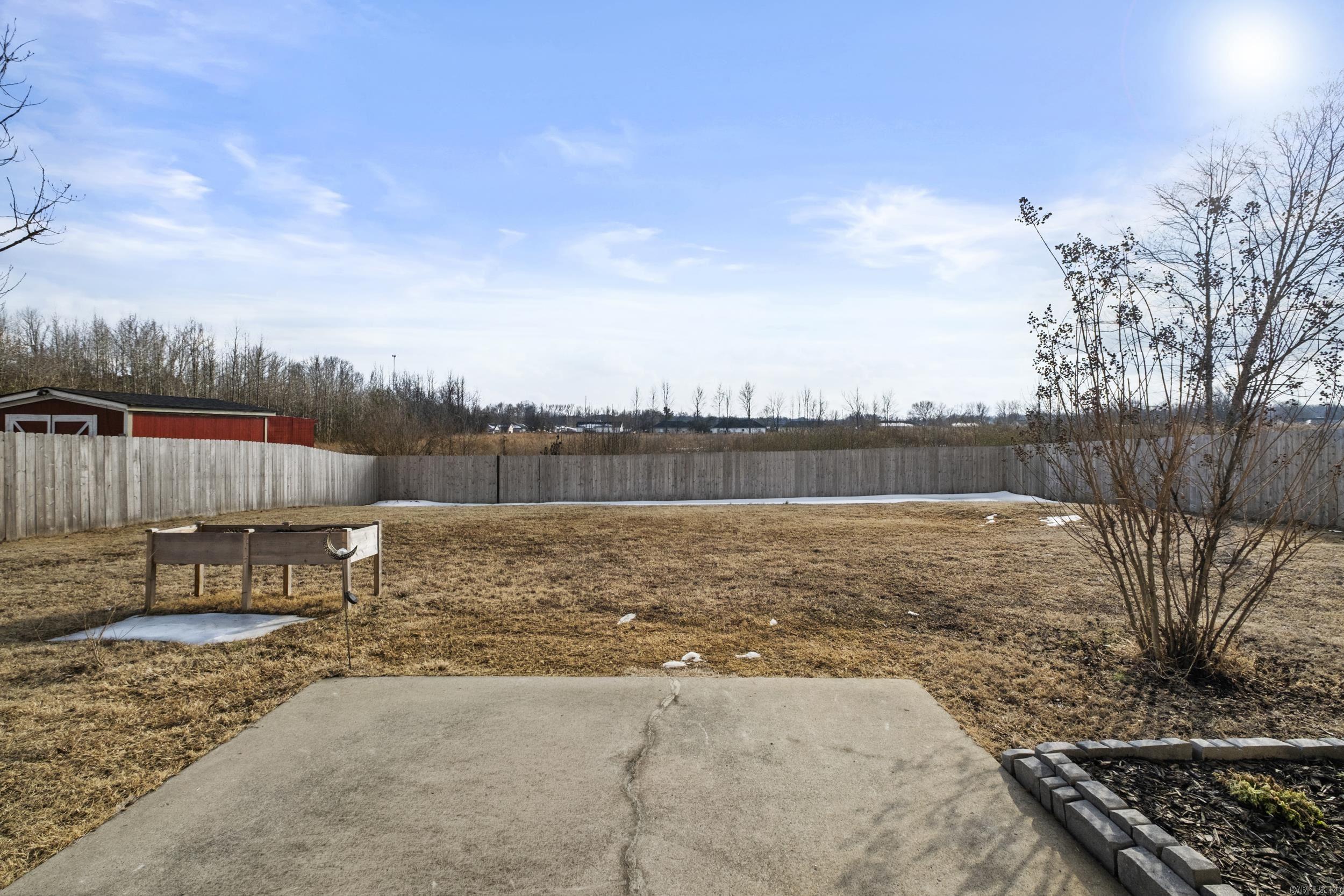 WILLOW LAKE - Residential