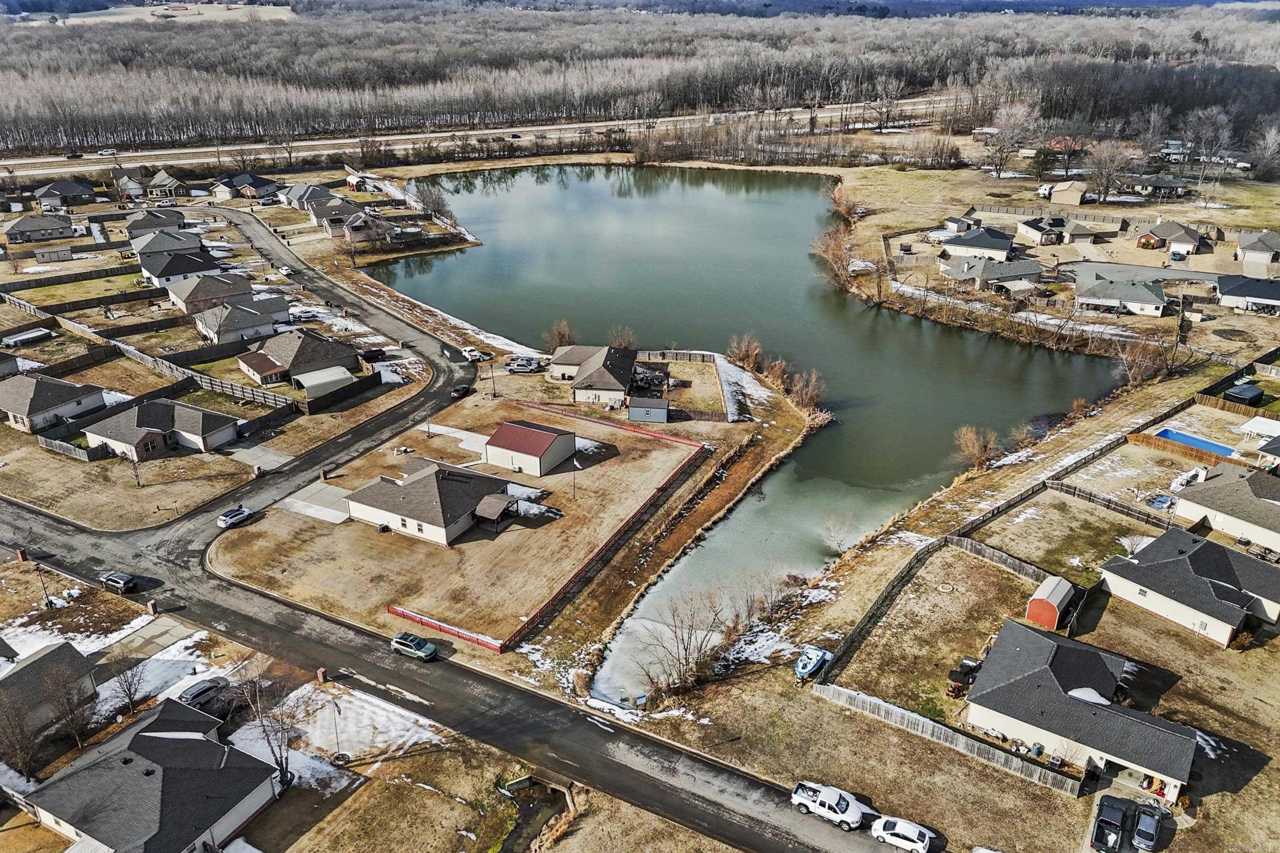 WILLOW LAKE - Residential