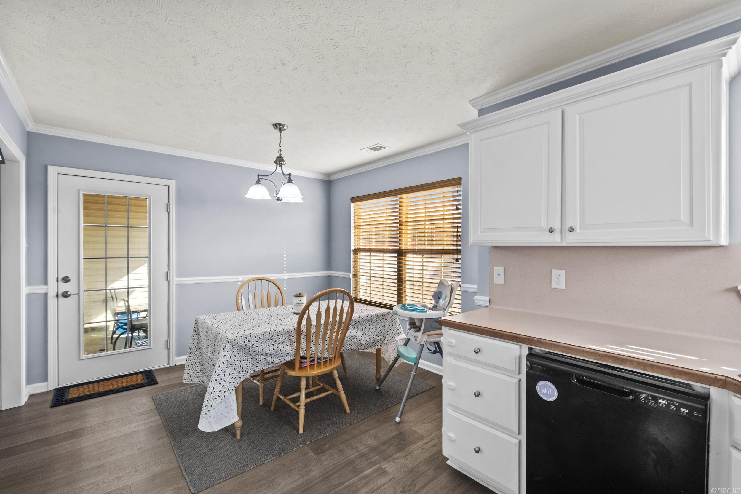 WILLOW LAKE - Residential