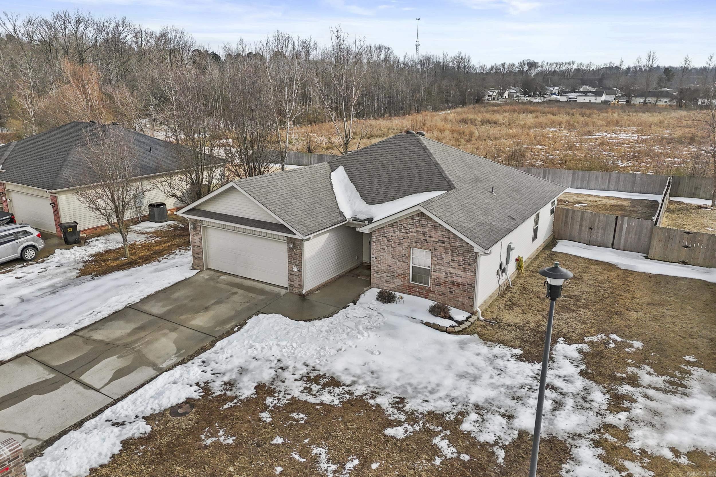 WILLOW LAKE - Residential