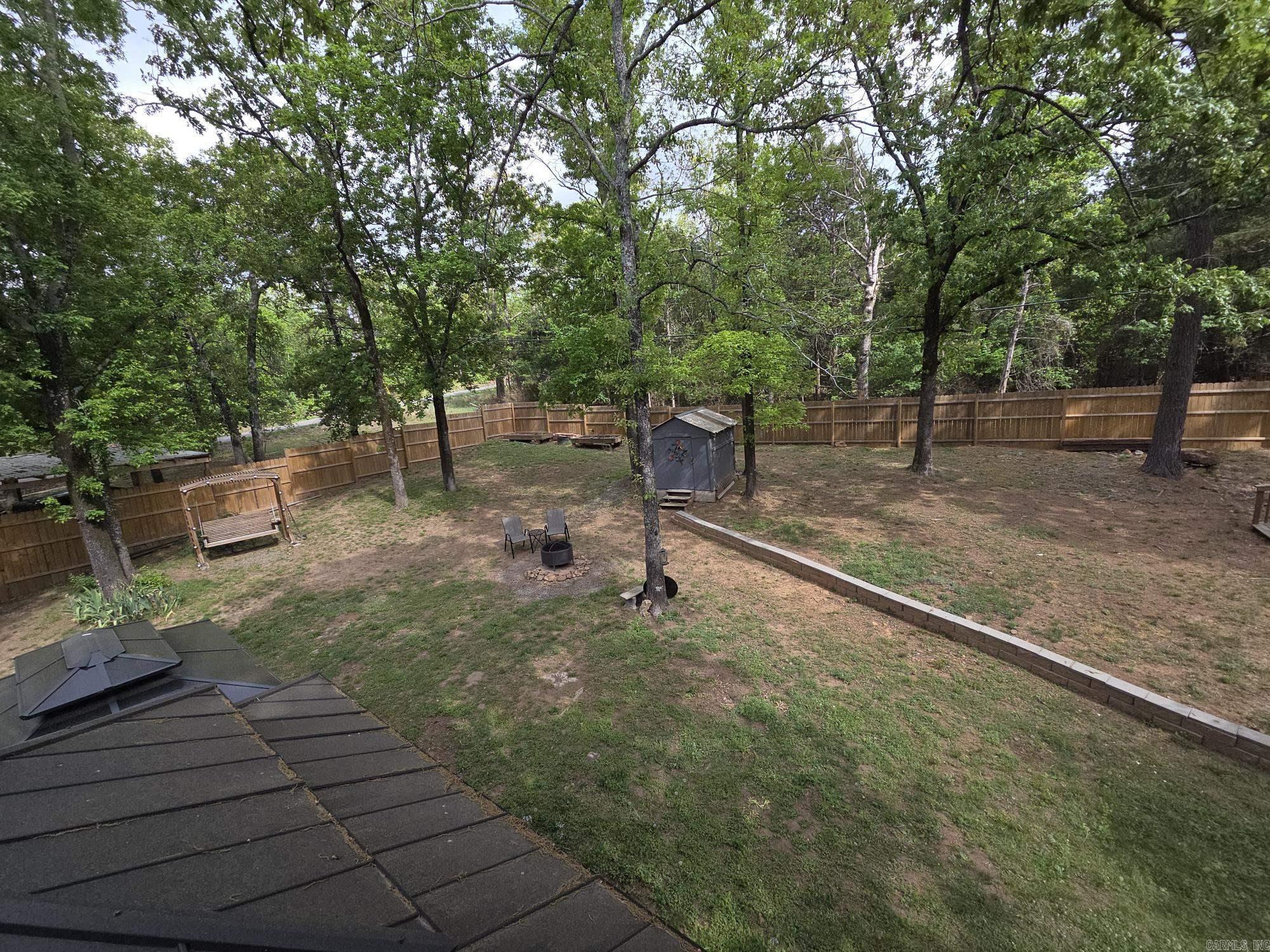 LAKERIDGE ESTATES - Residential