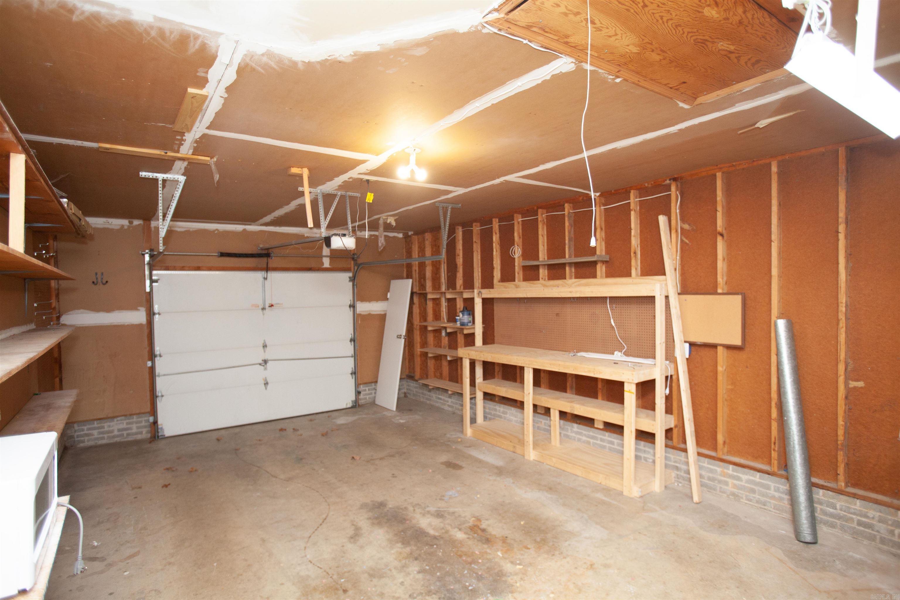 Rolling Oaks - Residential Lease