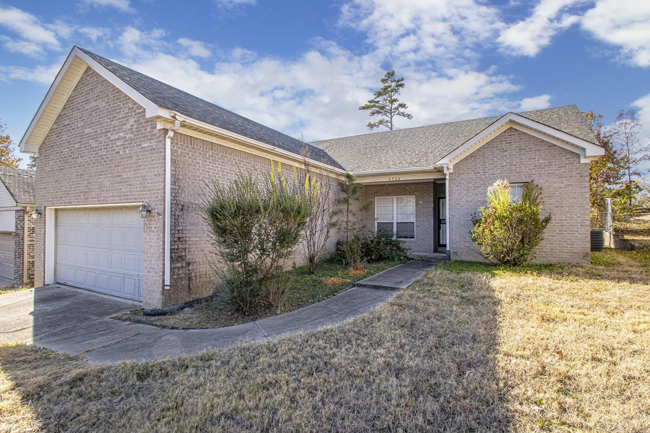 WEST HGTS PLACE - Residential