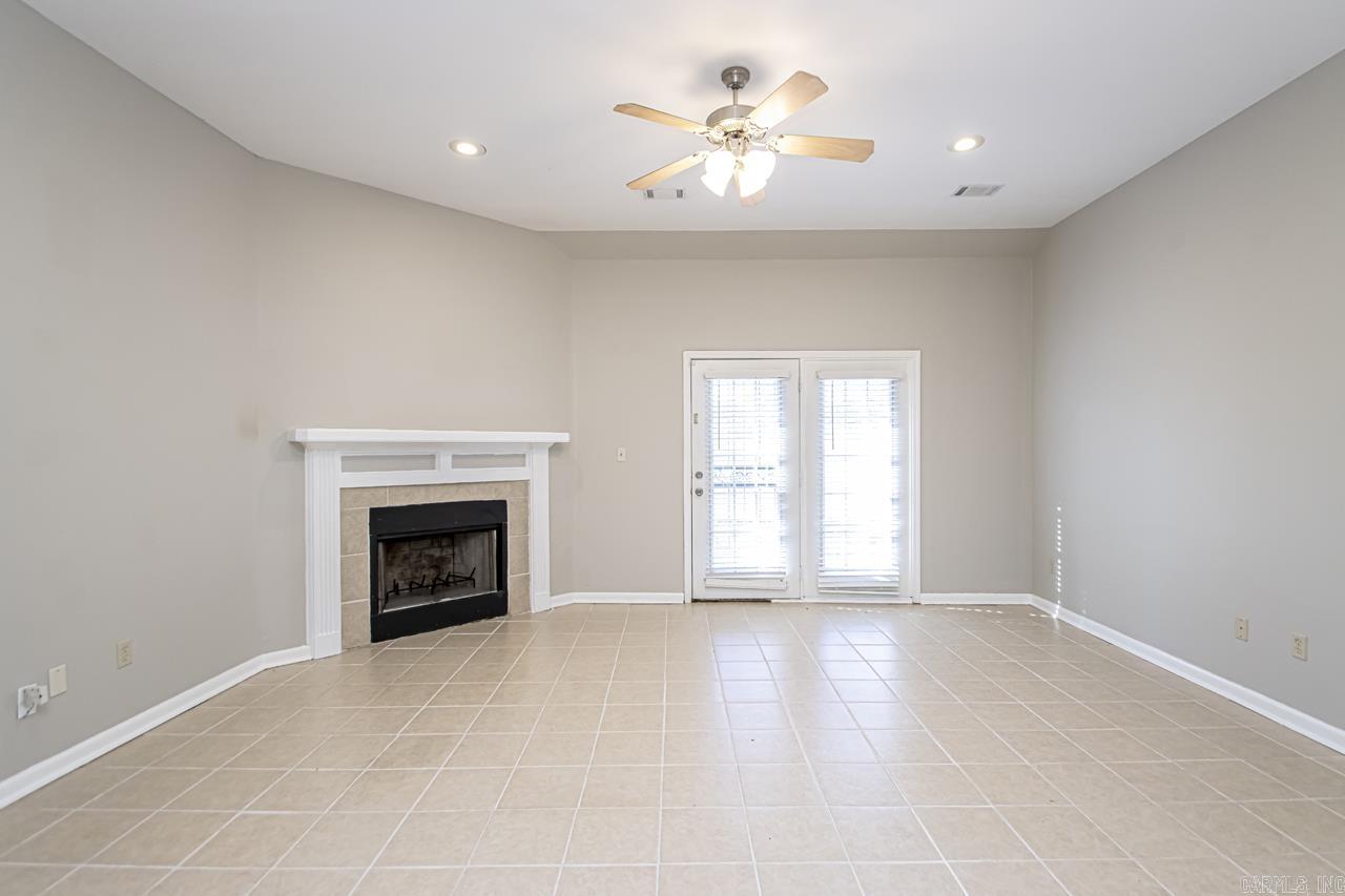 WEST HGTS PLACE - Residential